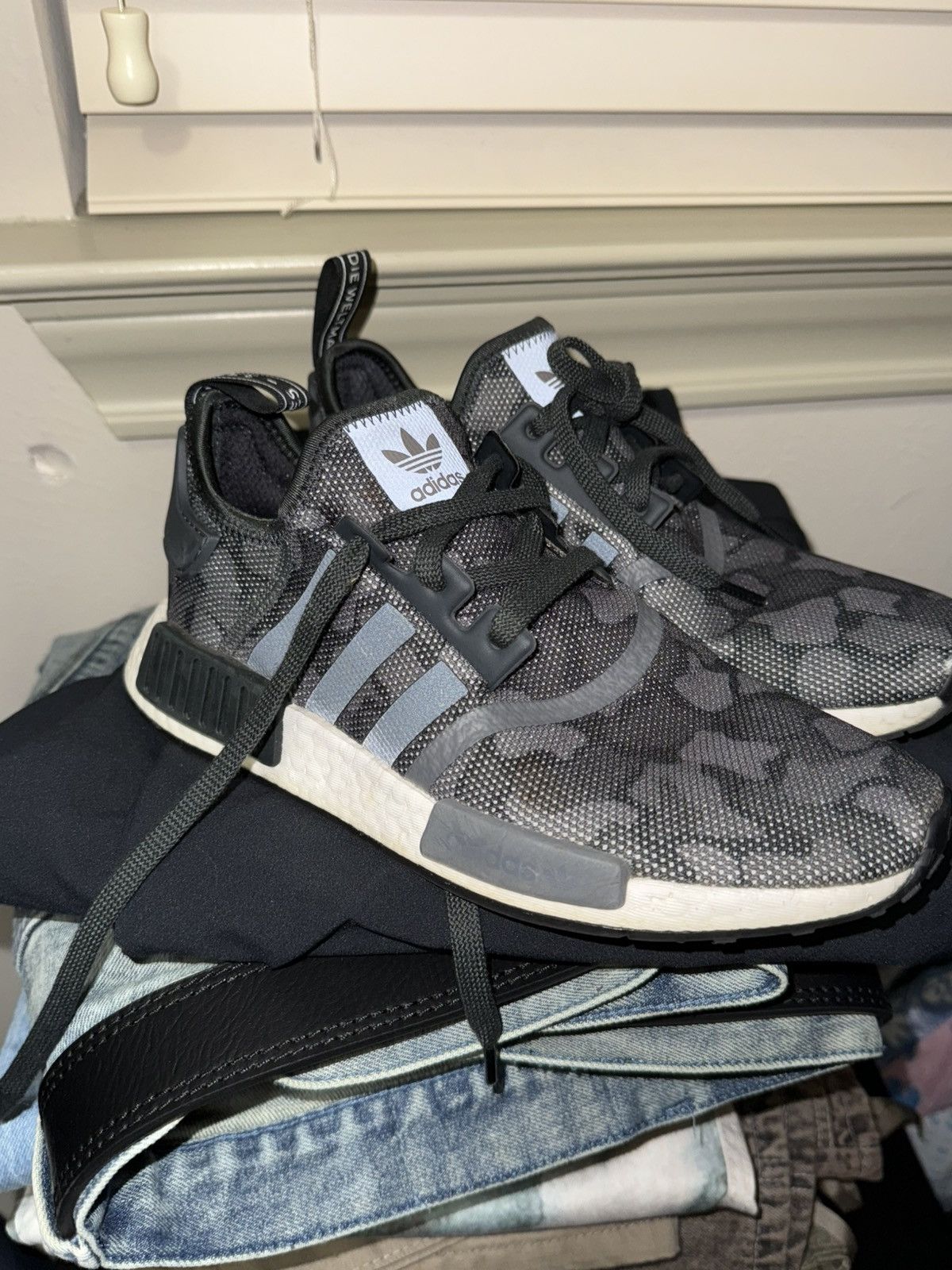 Adidas Adidas NMD R1 Black Camo Size US 7 / EU 40 - 5 Thumbnail