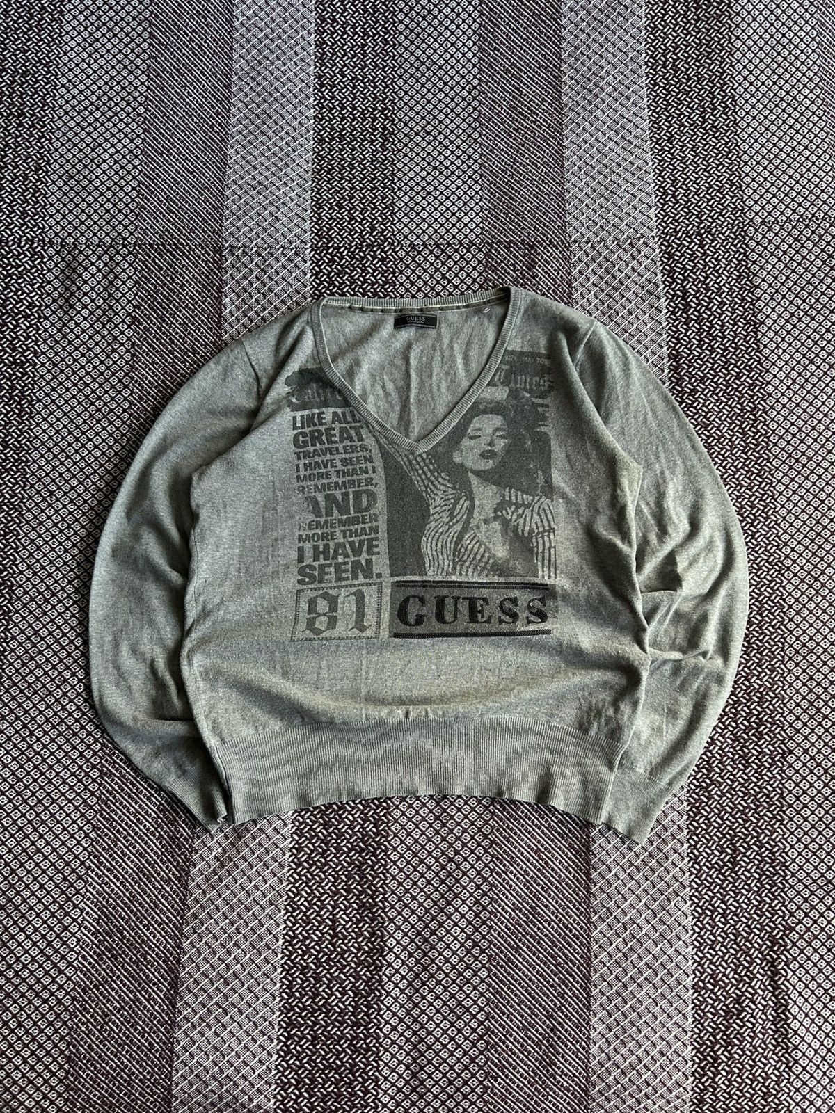 Guess Vintage Guess Avantgarde Style Unisex V-neck Sweater Size XL Size US XL / EU 56 / 4 - 1 Thumbnail