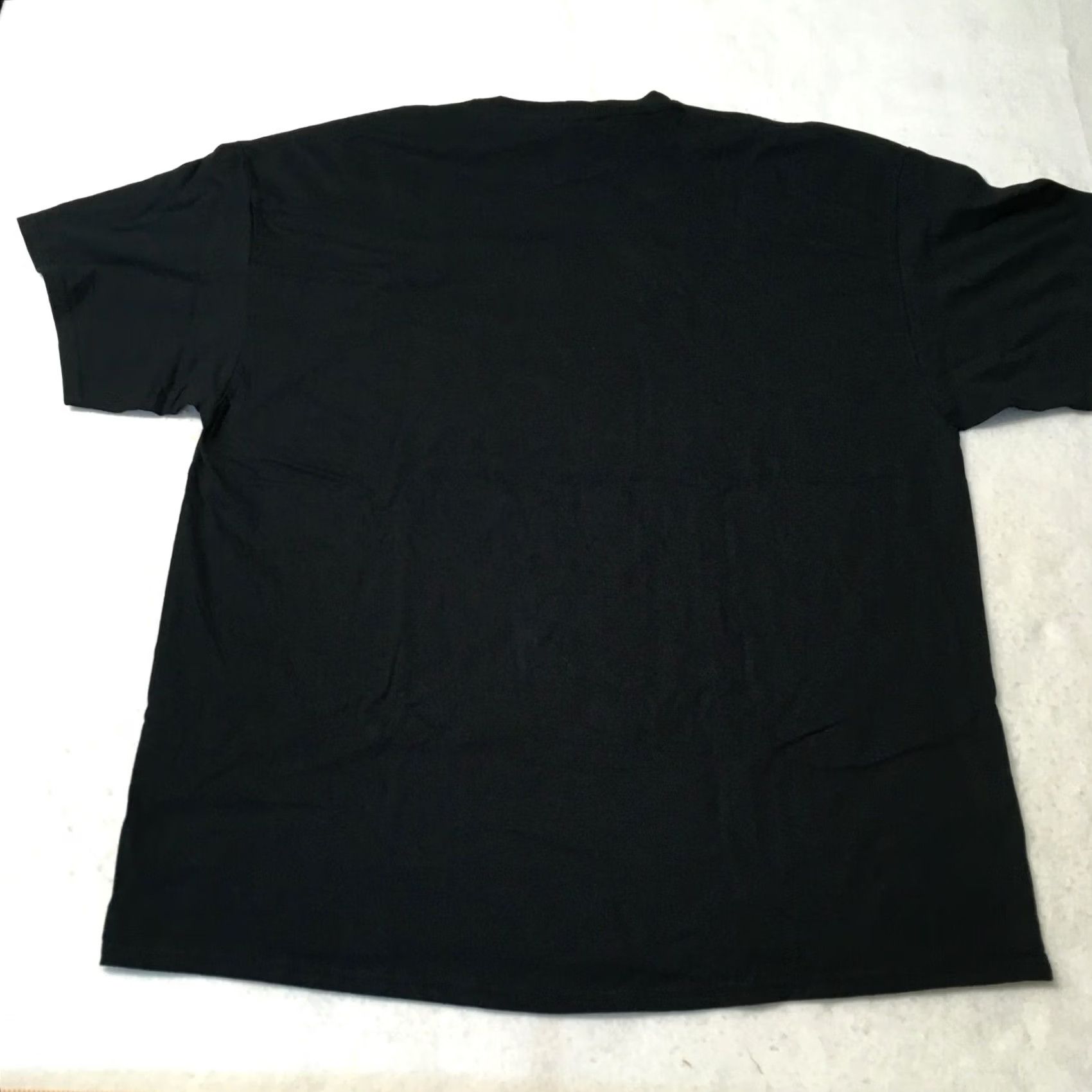 Gildan Comic con ohana 2XL tee black graphic shirt Unisex Adults 2XL Black Comics Size US XXL / EU 58 / 5 - 7 Thumbnail