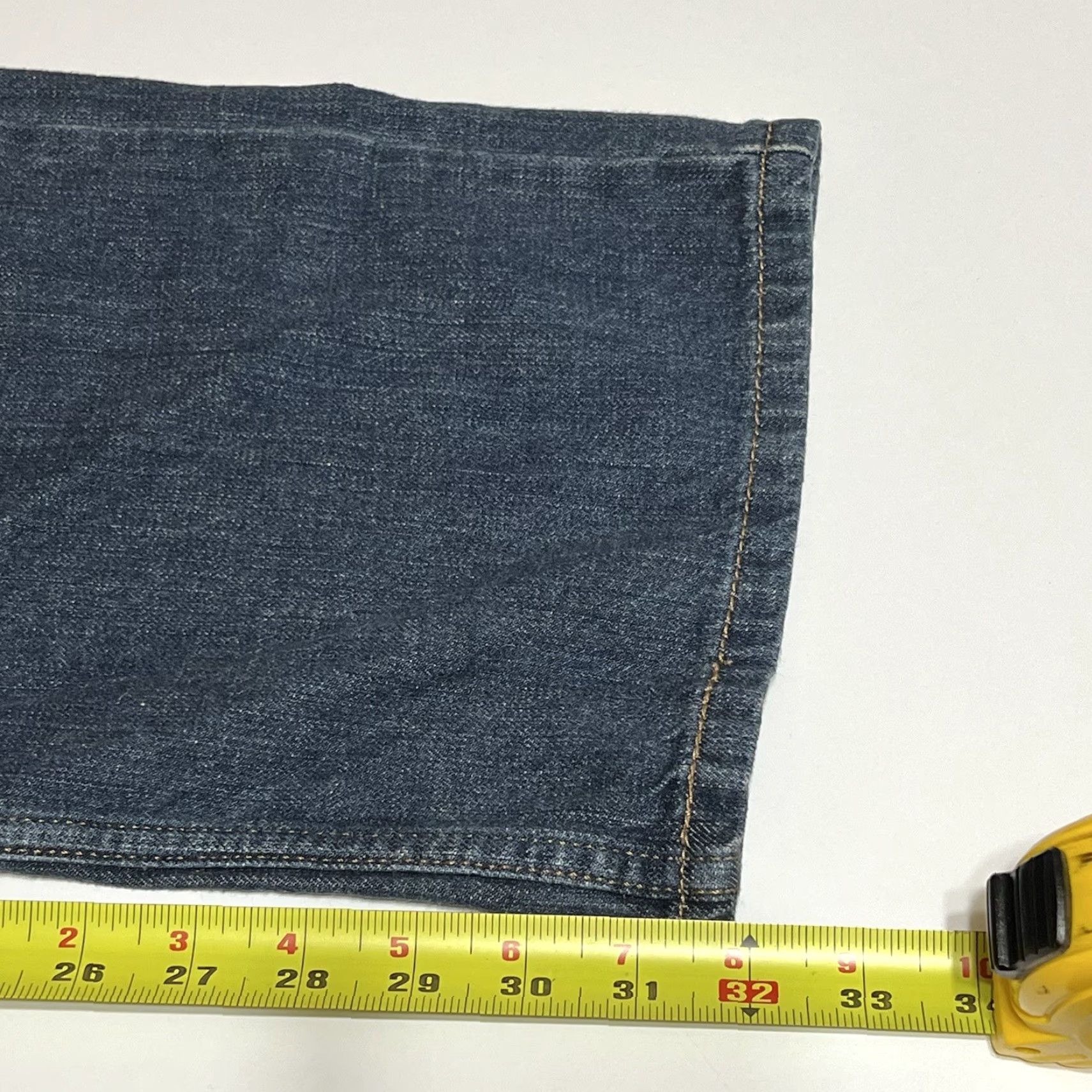 Levi's Levi's 569 Jeans Men Regular 38x32 Blue Denim Straight Relaxed 5-Pocket Zip Closure Vintage N/A Size US 38 / EU 54 - 6 Thumbnail