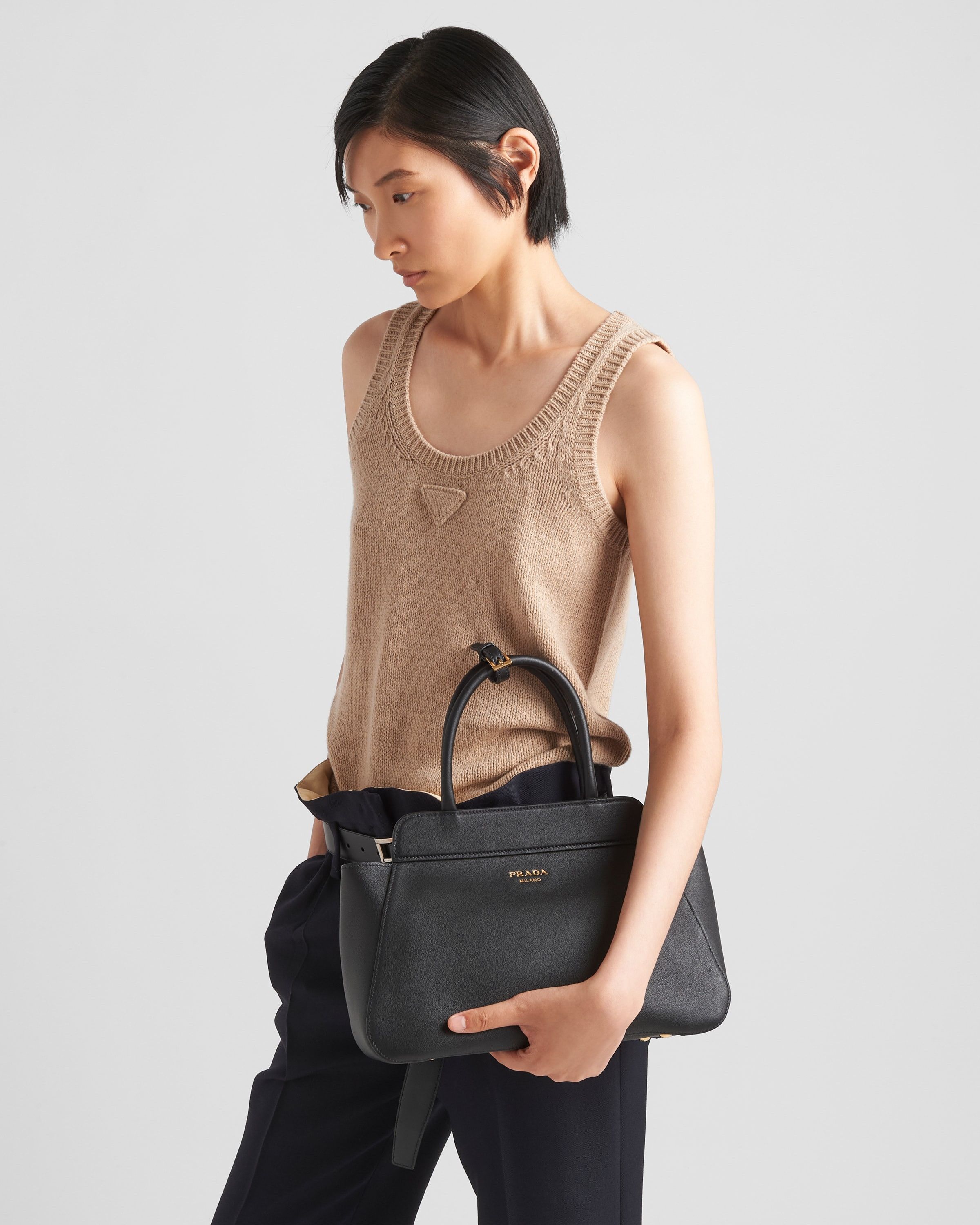Prada o1la1rc1a0925 Size: OS / Medium Leather Tote Bag in Black Size ONE SIZE - 2 Thumbnail