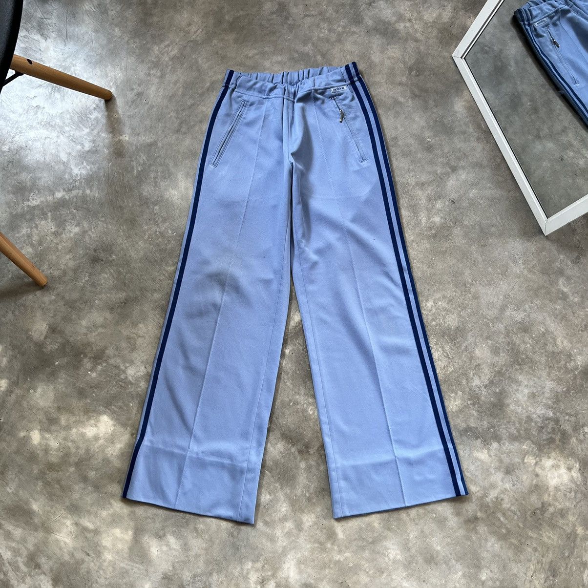 Adidas Vintage 70s Adidas by Descente bootcut Track Pants Size 29" - 1 Thumbnail