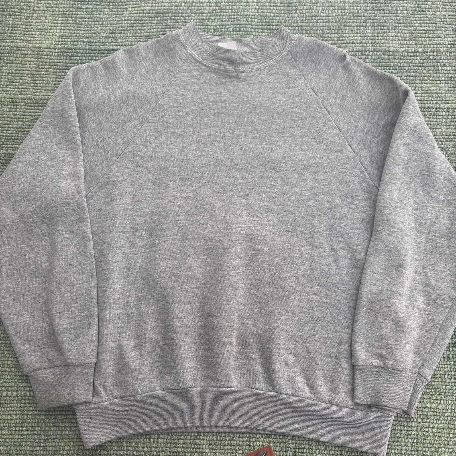 Fruit Of The Loom × Vintage Vintage 1990s blank gray cotton fruit of the loom sweatshirt Size US L / EU 52-54 / 3 - 1 Thumbnail