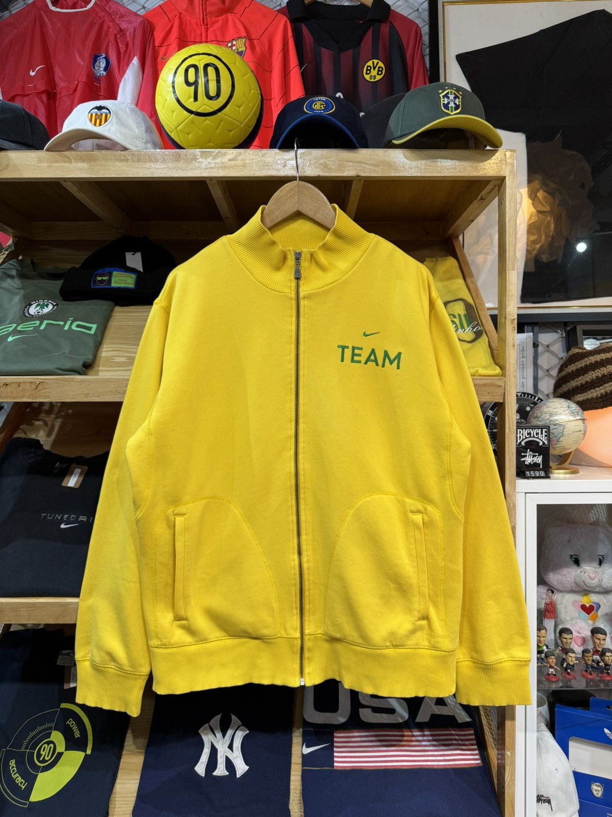 Nike Vintage Brazil 🇧🇷 2006-07 Training Track Jacket Size US L / EU 52-54 / 3 - 1 Thumbnail