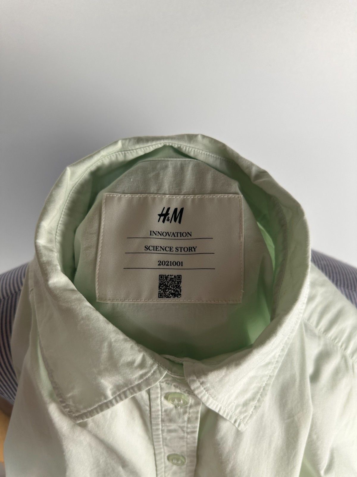 H&M H&M Innovation Science Story Oversized Cotton Shirt Size XS Size XS / US 0-2 / IT 36-38 - 8 Thumbnail
