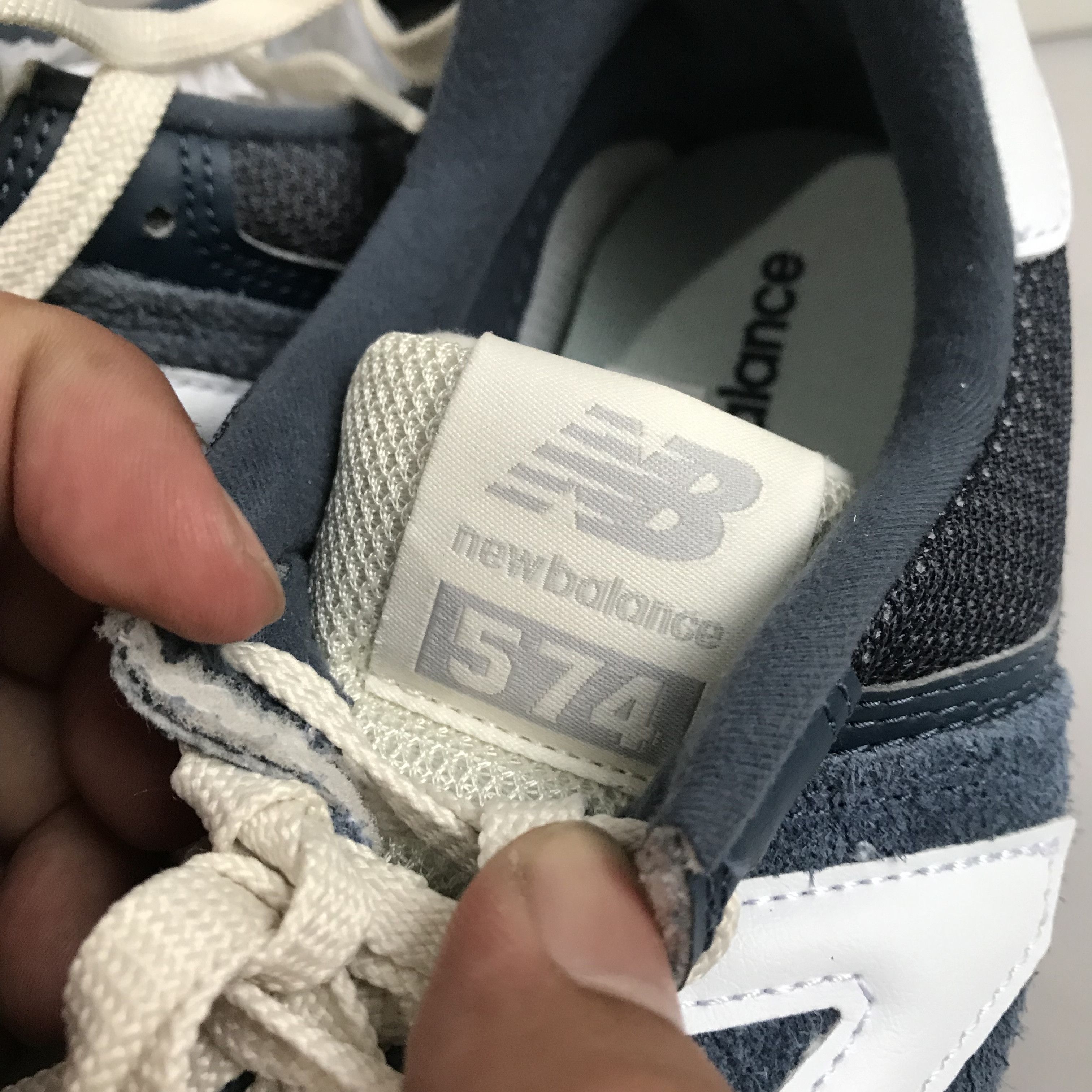 New Balance New Balance 574 Navy Blue cream New Balance Men's U574RBJ Size US 9 / EU 42 - 10 Thumbnail