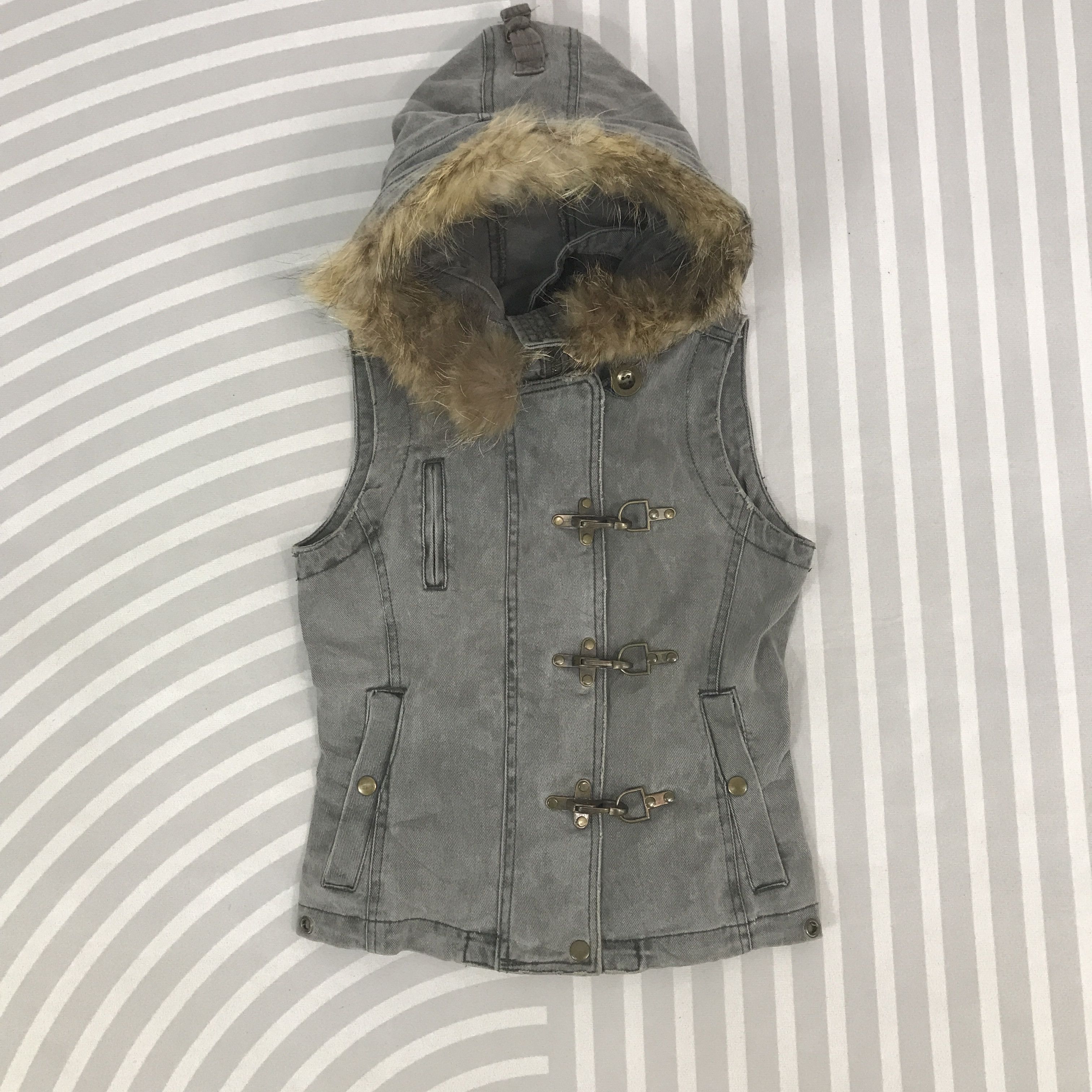 Japanese Brand × Vintage Vintage Sardynx Japan Punk vest fur hoodies Jacket Size US S / EU 44-46 / 1 - 1 Thumbnail