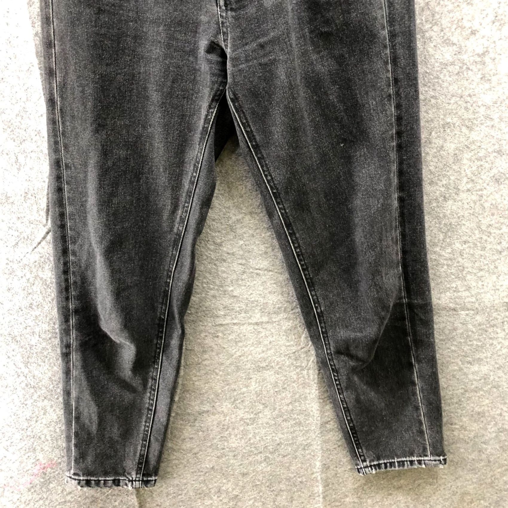 Zara VINTAGE Zara Mom Jeans Womens Size 2 Black High Rise Non-Stretch Jeans Regular Women 5-Pocket Denim Cotton Black 26.5 in 8.5-10 in Rise Females Size 26" / US 2 / IT 38 - 4 Thumbnail