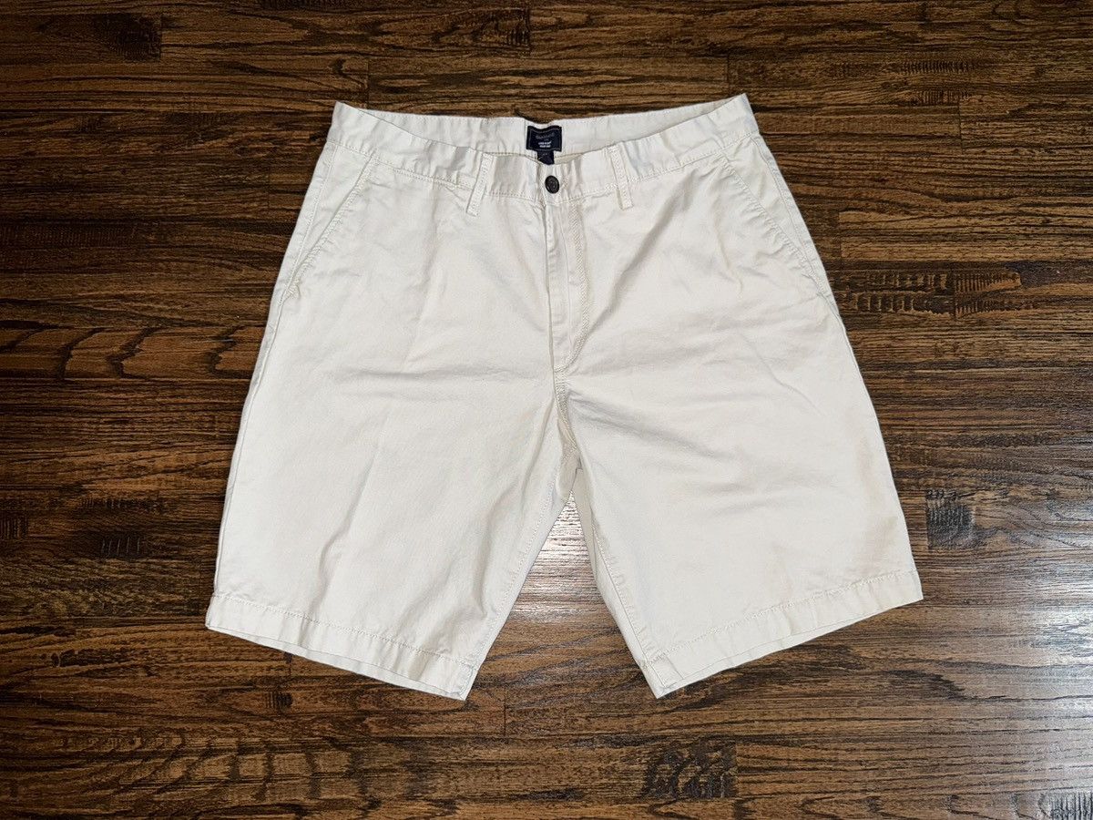Gap Gap Cotton Khaki Shorts 9" Inseam White Beige Size 36 Size US 36 / EU 52 - 2 Thumbnail