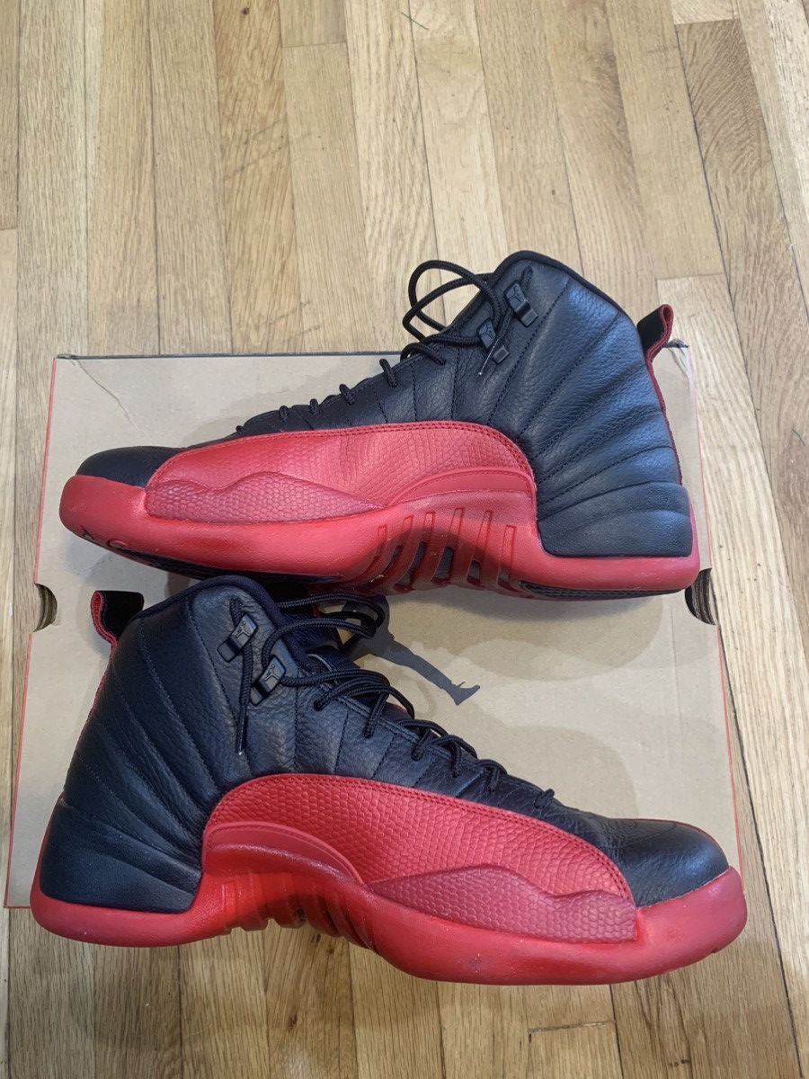 Jordan Brand × Nike Air Jordan 12 Flu game Size US 12 / EU 45 - 2 Thumbnail