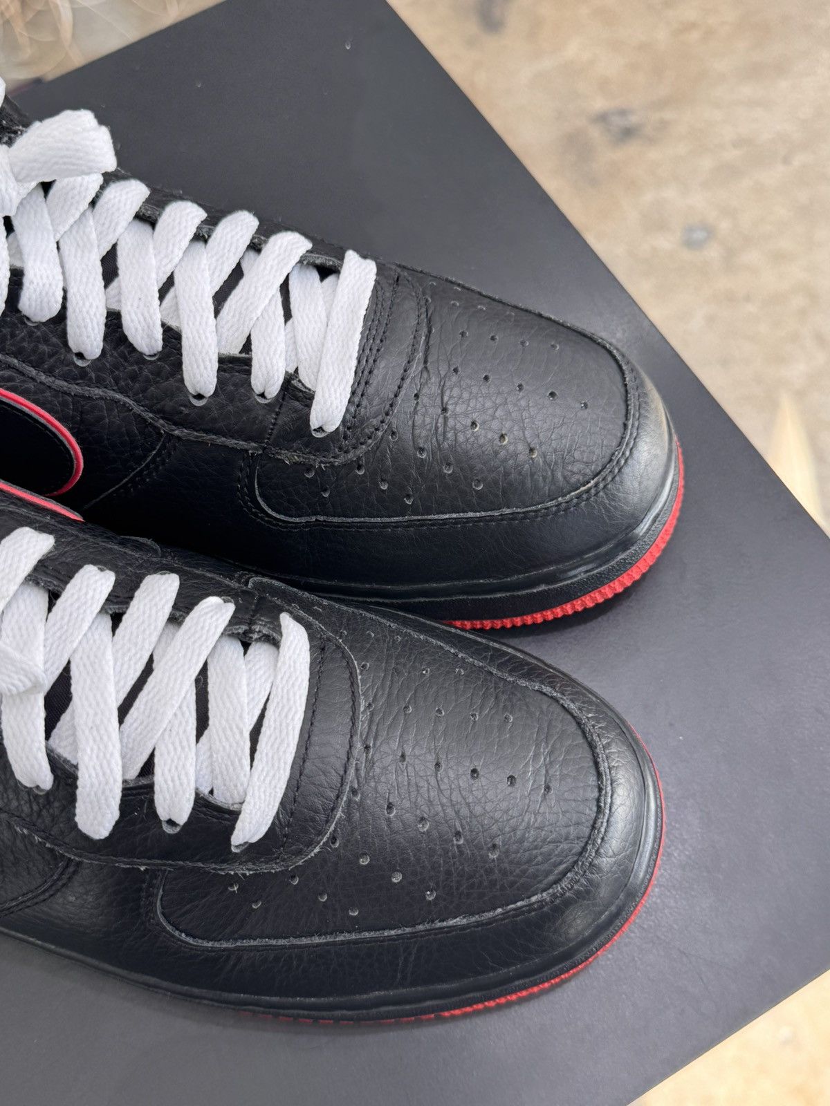 Nike Nike Air Force 1 Low Black Red Size 12 (2012) Size US 12 / EU 45 - 7 Thumbnail