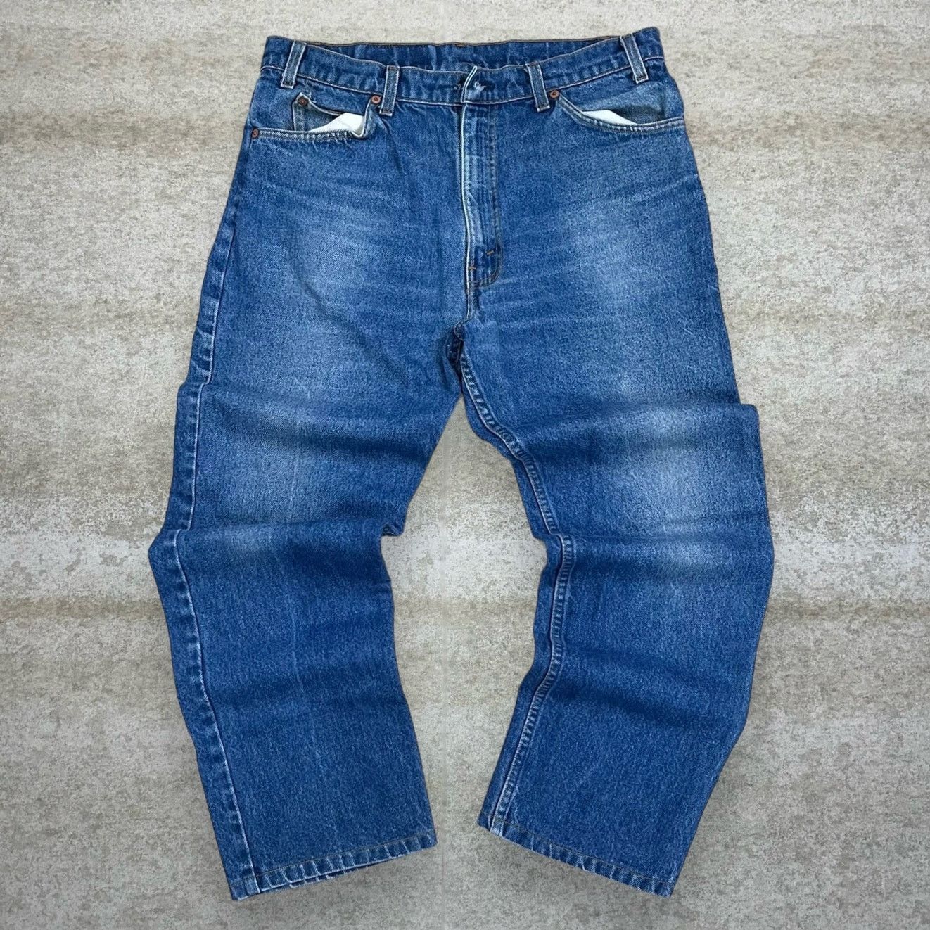 Levi's Vintage 90s Levis Jeans 36x30 Straight Medium Wash Made USA Size US 36 / EU 52 - 2 Thumbnail