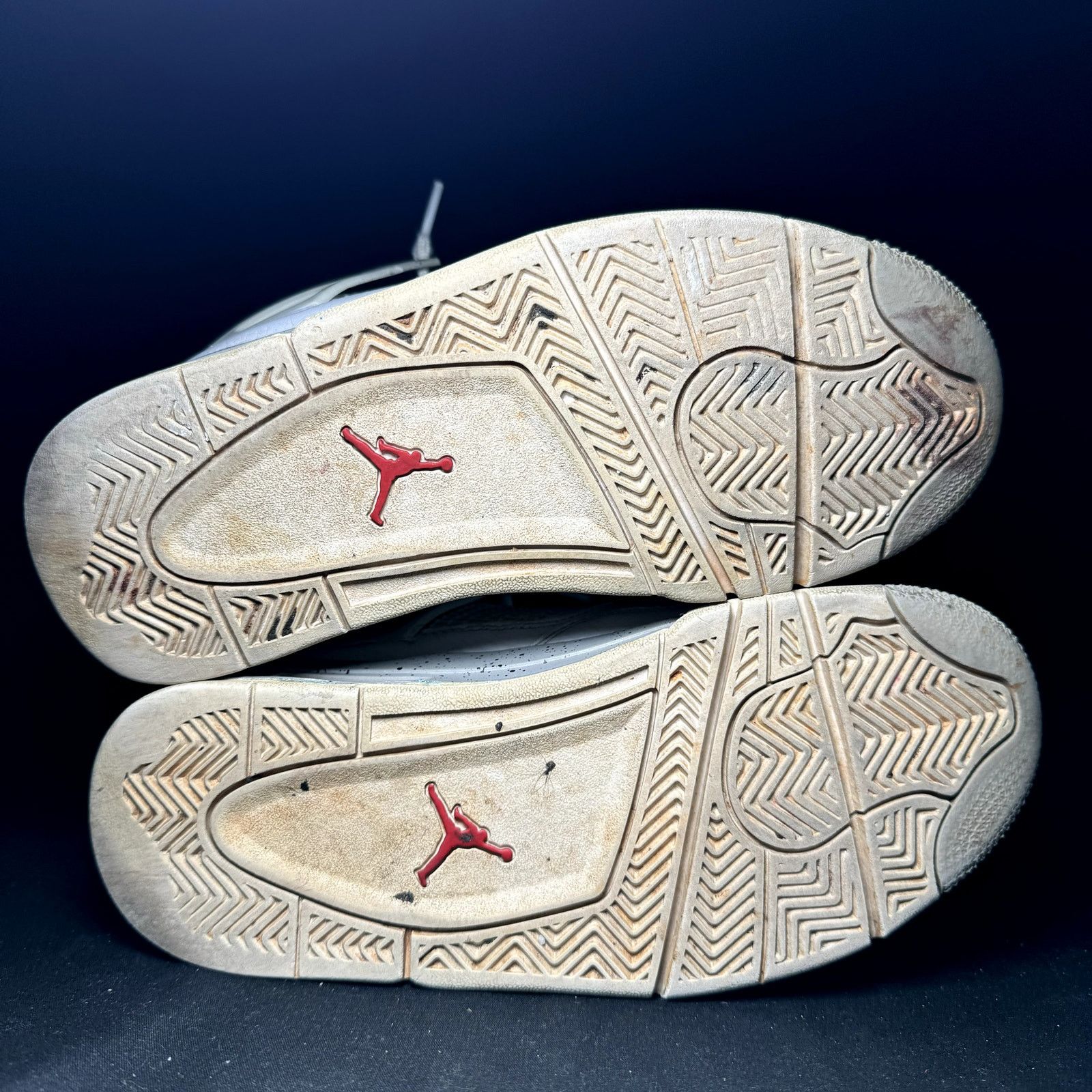 Jordan Brand × Nike Size 5.5 - Nike Air Jordan 4 Retro GS White Oreo Men's Shoes Size US 5.5 / EU 38 - 7 Thumbnail