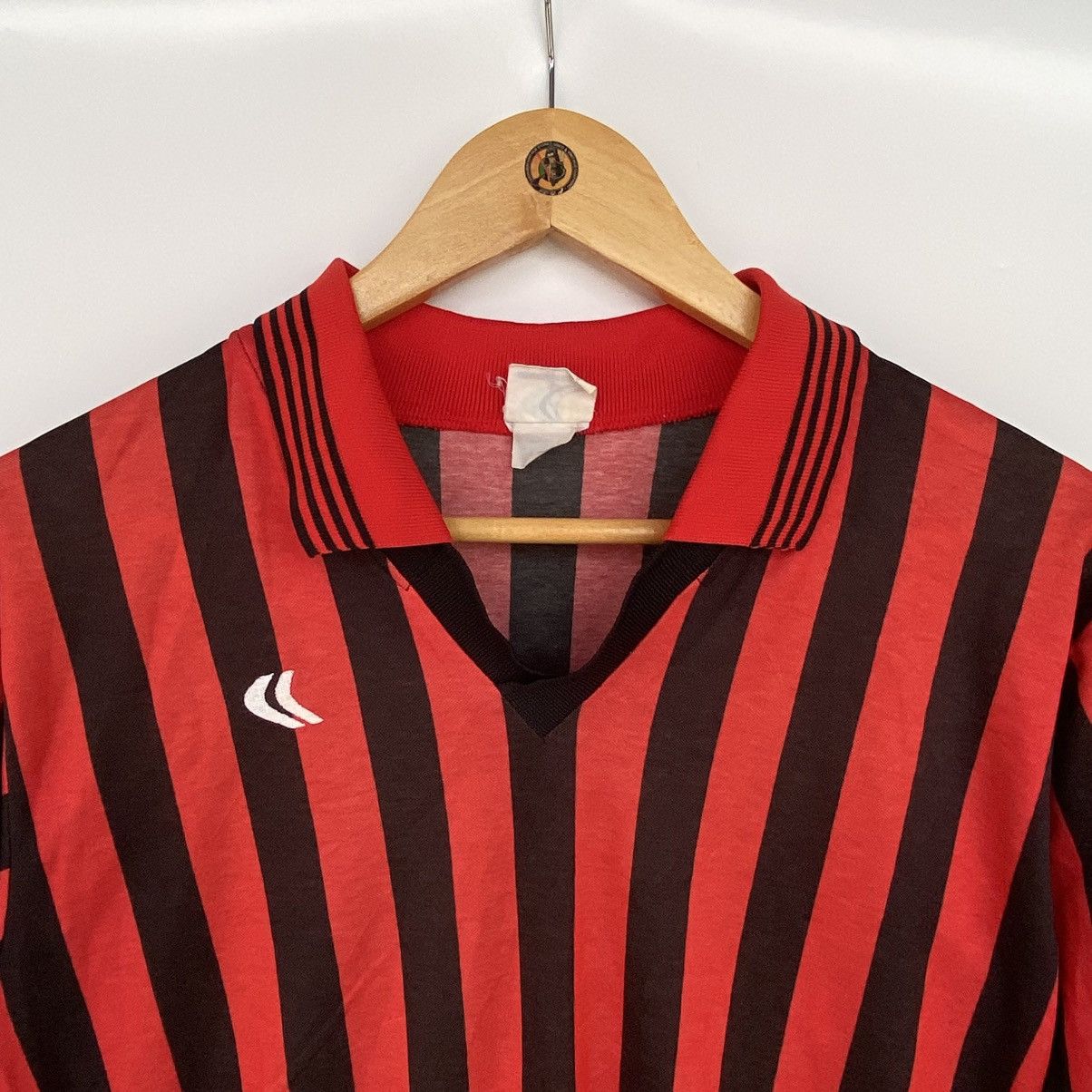 Other Vintage Crix Yasuda Football Red And Black Jumper Size S Size US S / EU 44-46 / 1 - 4 Thumbnail