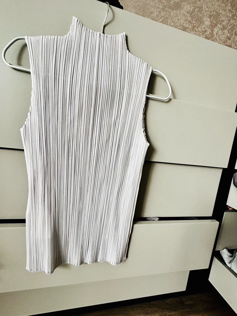 Other Issey Miyake/三宅一生 size:3 White pleated vest Size XS / US 0-2 / IT 36-38 - 1 Thumbnail