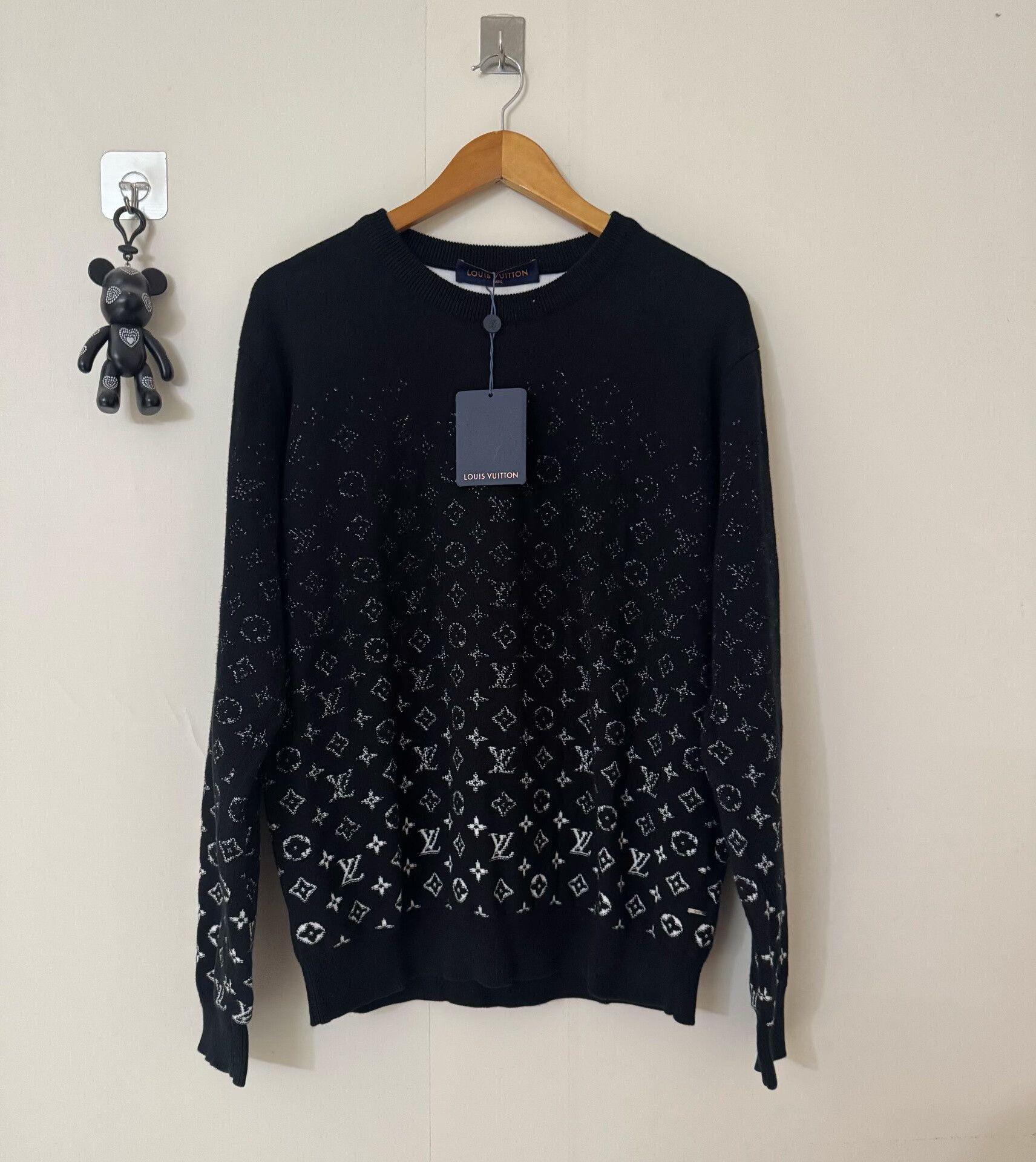 Louis Vuitton black and white gradient patterned sweater Size US L / EU 52-54 / 3 - 1 Thumbnail