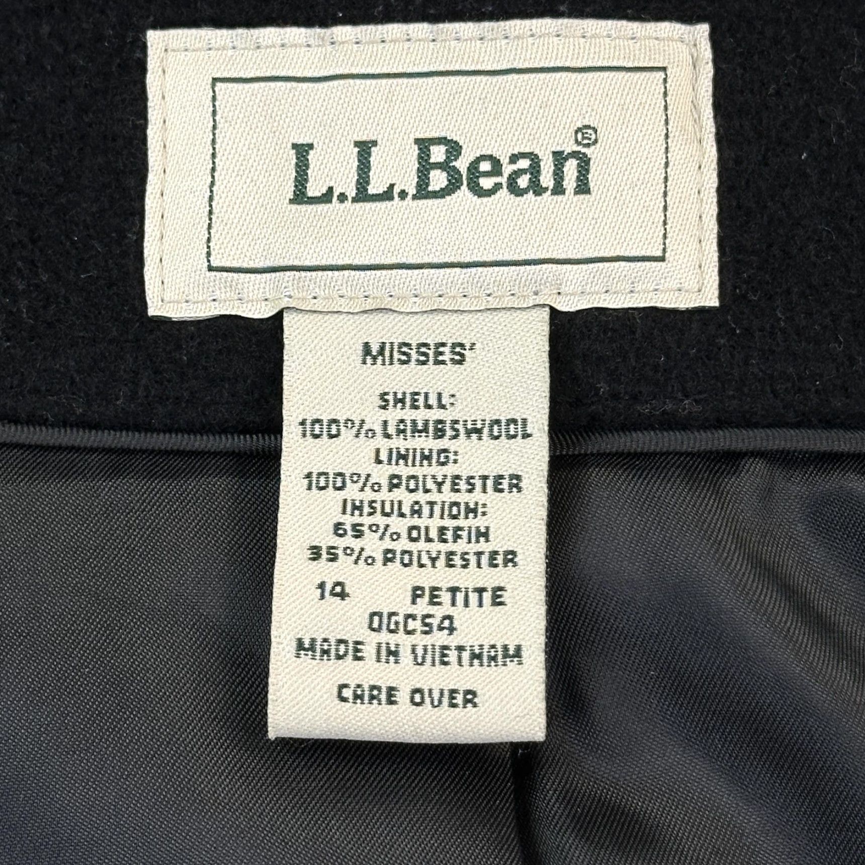 Vintage VINTAGE L.L.Bean Jacket Women Petite 14 Black Lambswool Thinsulate Lined Button Front Coat Size XL / US 12-14 / IT 48-50 - 4 Thumbnail
