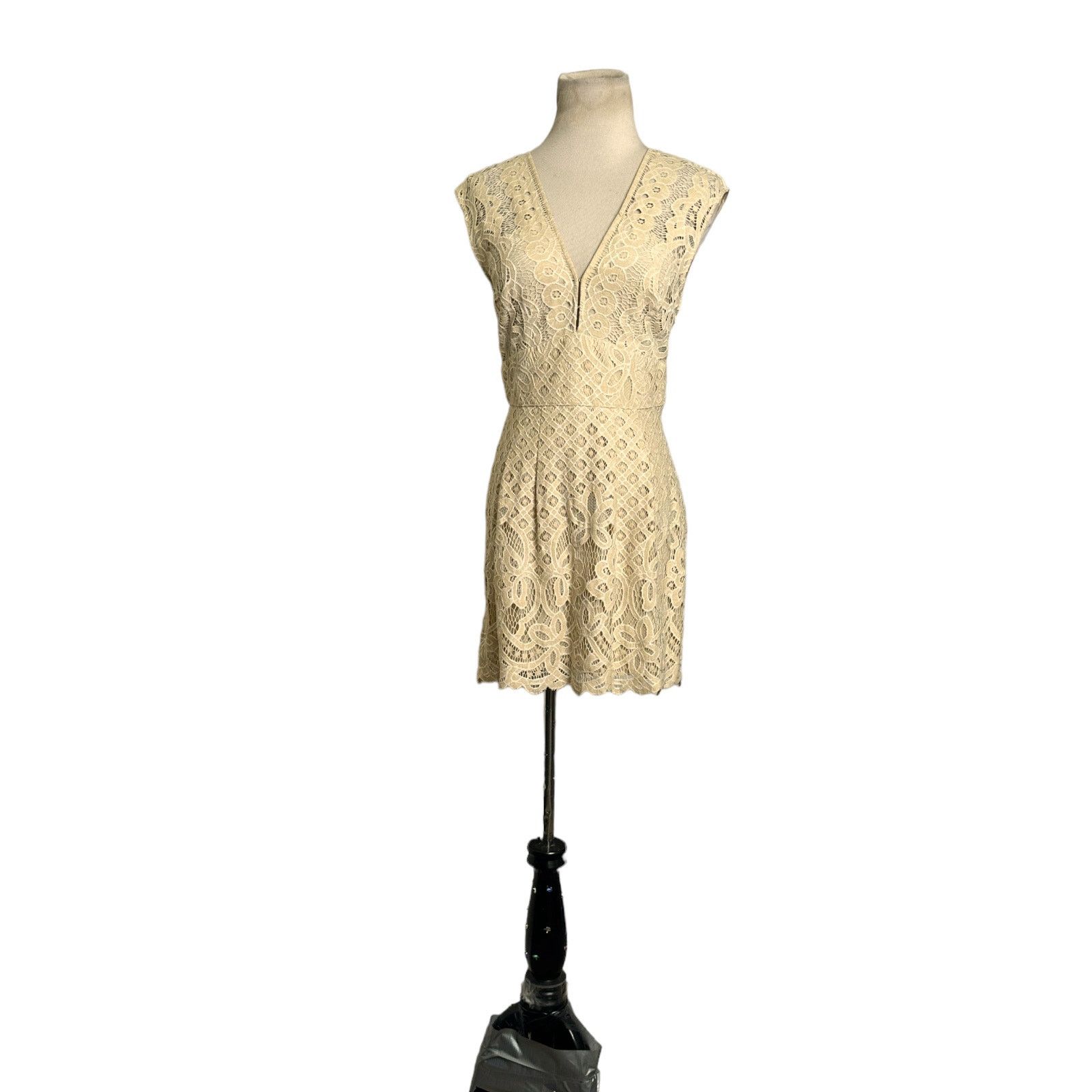 Free People Free People Beige Lace One Million lovers Mini Dress Size 0 Size XS / US 0-2 / IT 36-38 - 13 Thumbnail