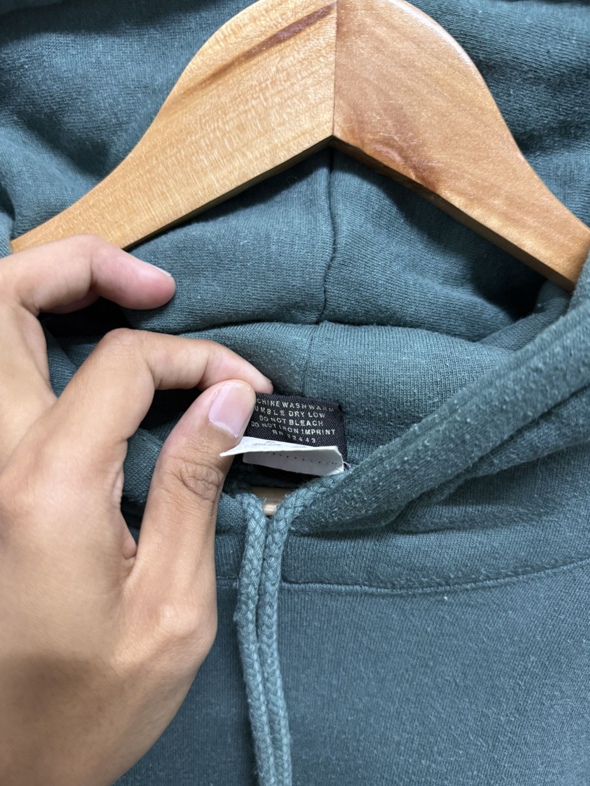 Quiksilver Vintage 90s Quiksilver Big Spell Out Sage Green Hoodie Size US L / EU 52-54 / 3 - 6 Thumbnail