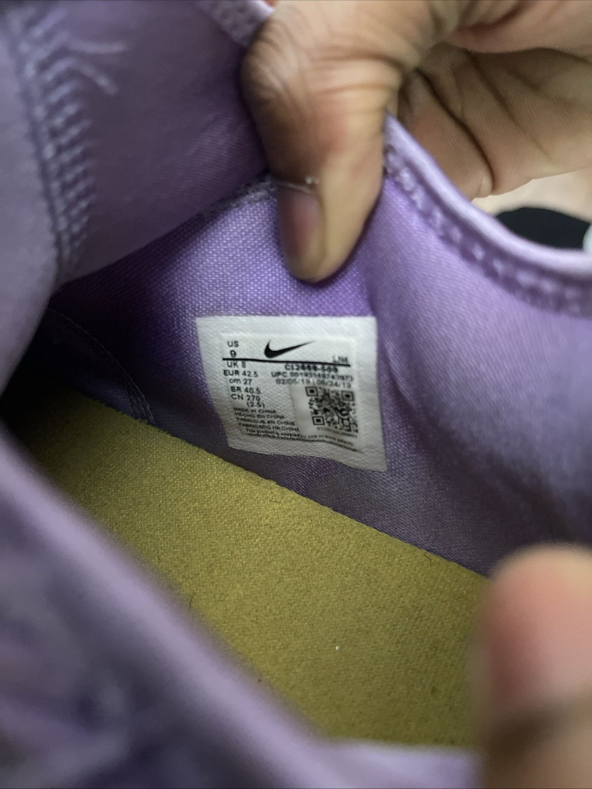 Other Nike LeBron 16 Low Atomic Purple Size US 9 / EU 42 - 5 Thumbnail
