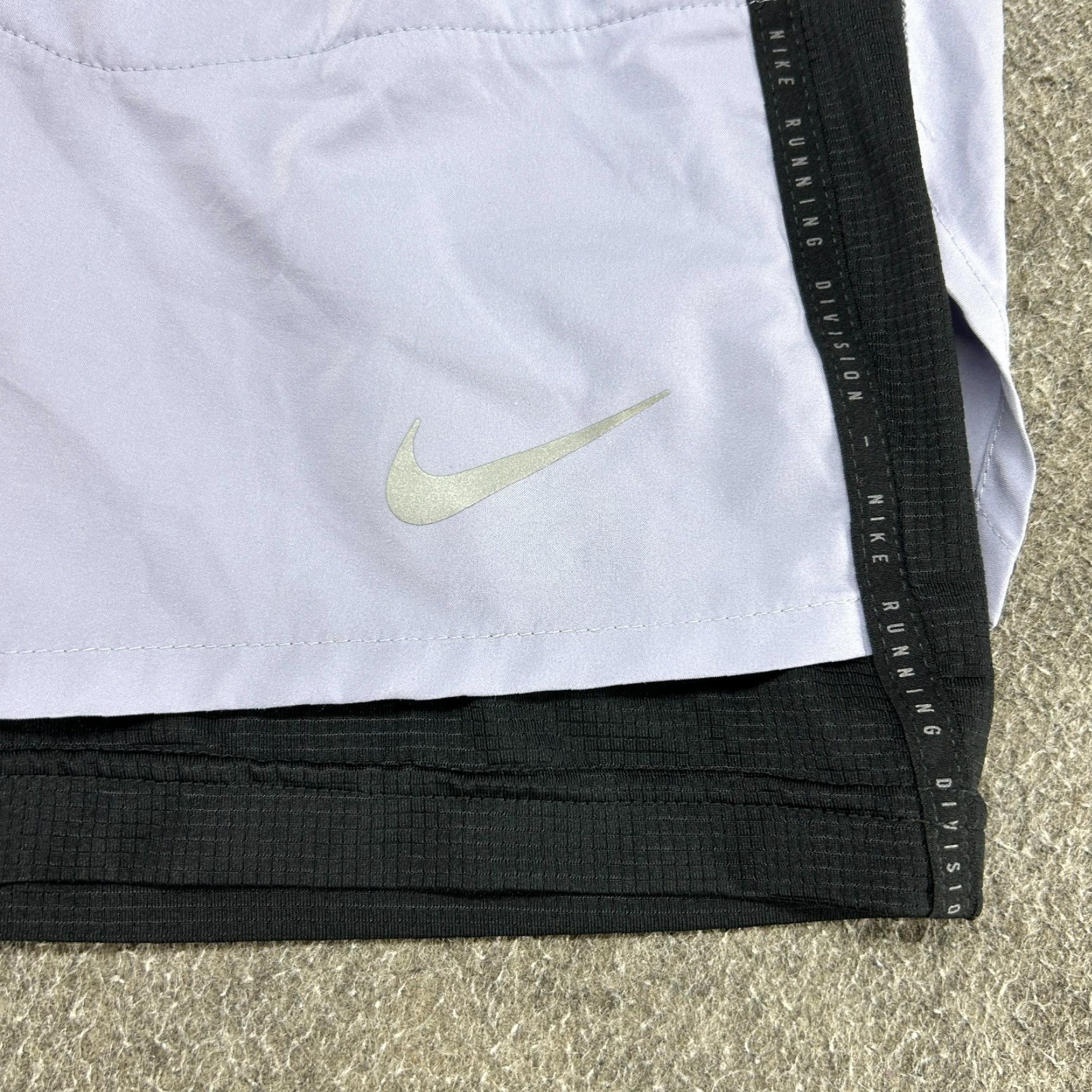 Nike Nike Short Mens L Purple Black Swoosh Running Division Drawstring Logo Polyester Size US 33 - 3 Thumbnail