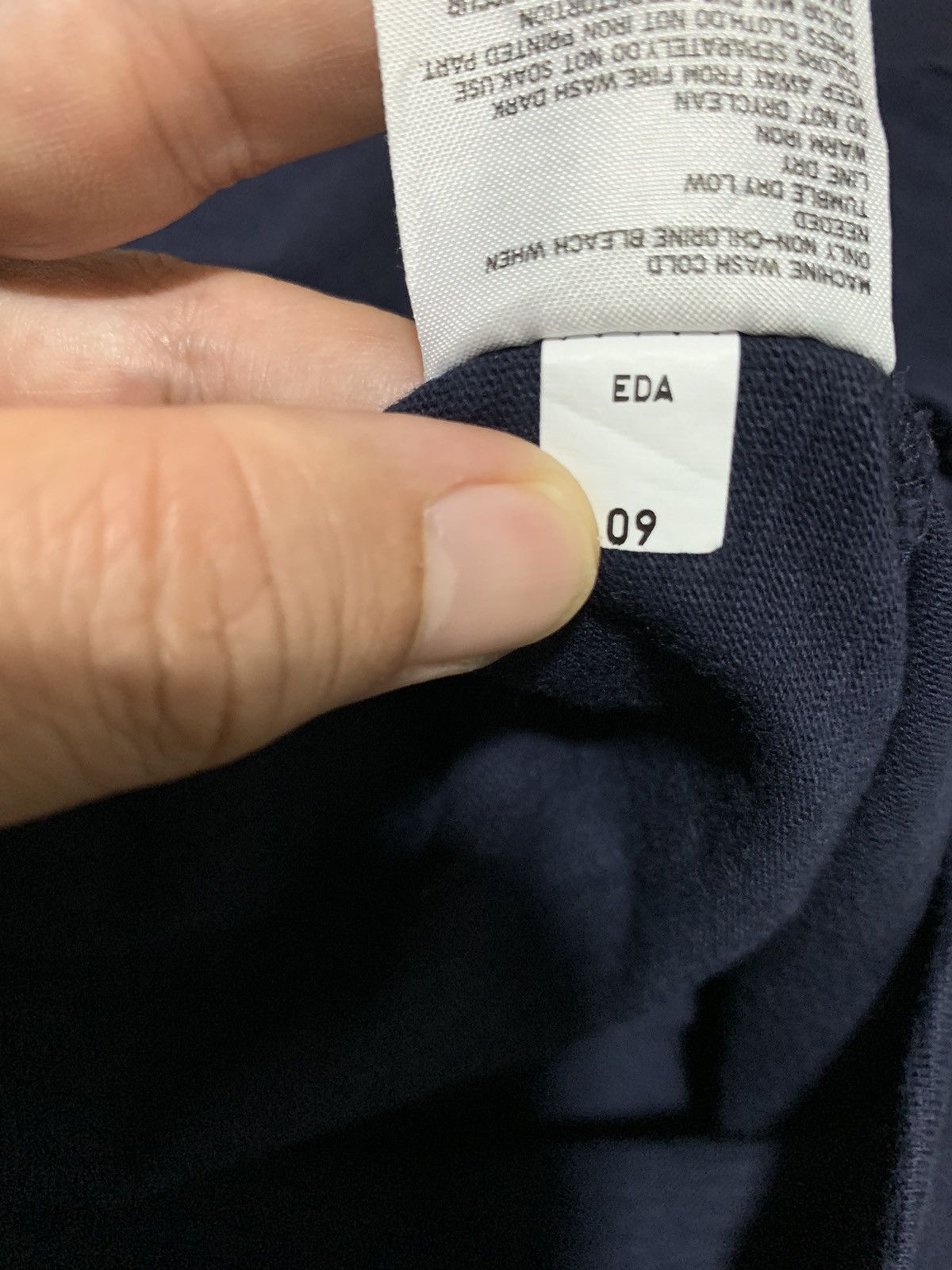 Uniqlo Uniclo Hokusai Blue Pocket Tee Size US XL / EU 56 / 4 - 10 Thumbnail