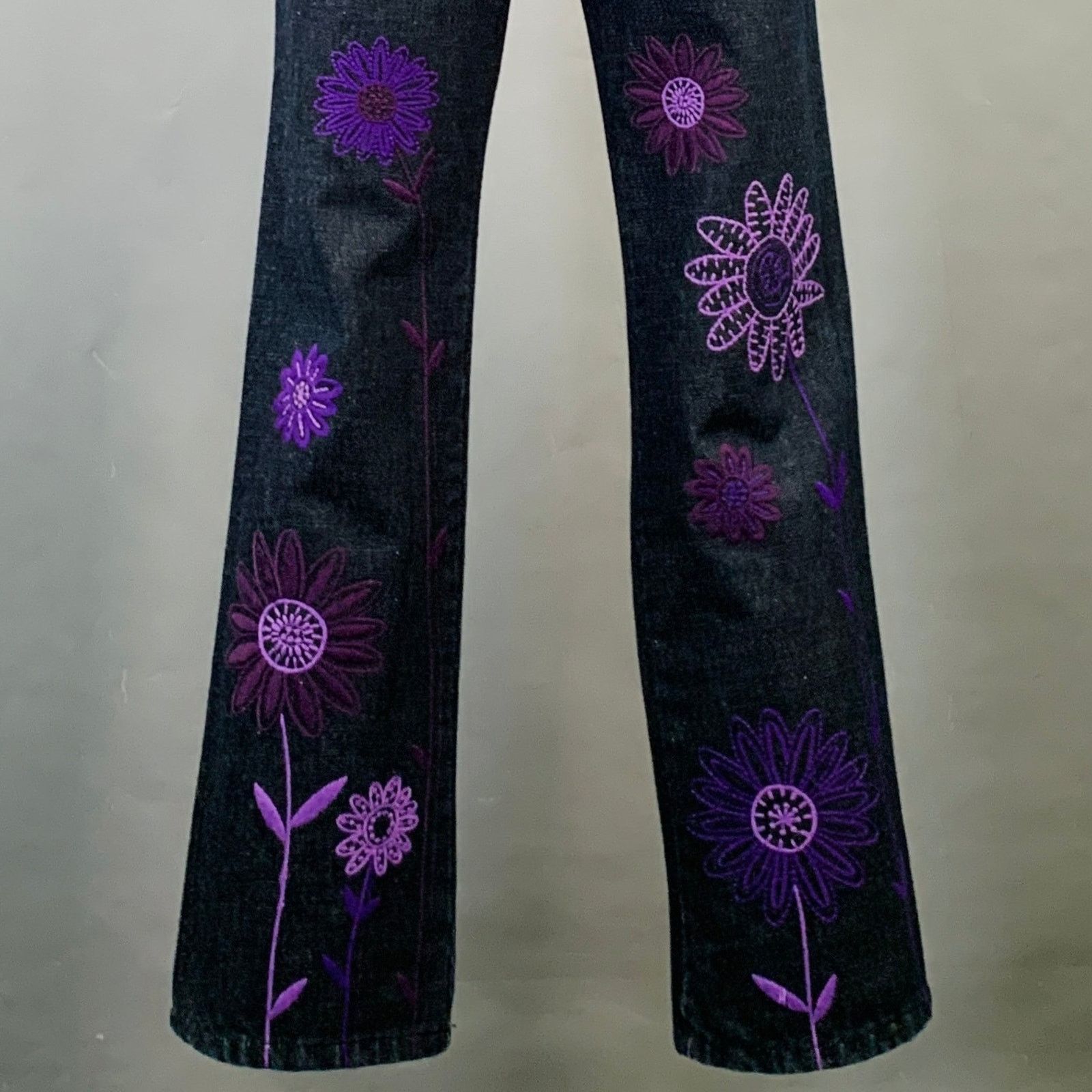 Moschino MOSCHINO Size 6 Indigo Denim Twill Floral Straight Jeans Size 28" / US 6 / IT 42 - 2 Thumbnail