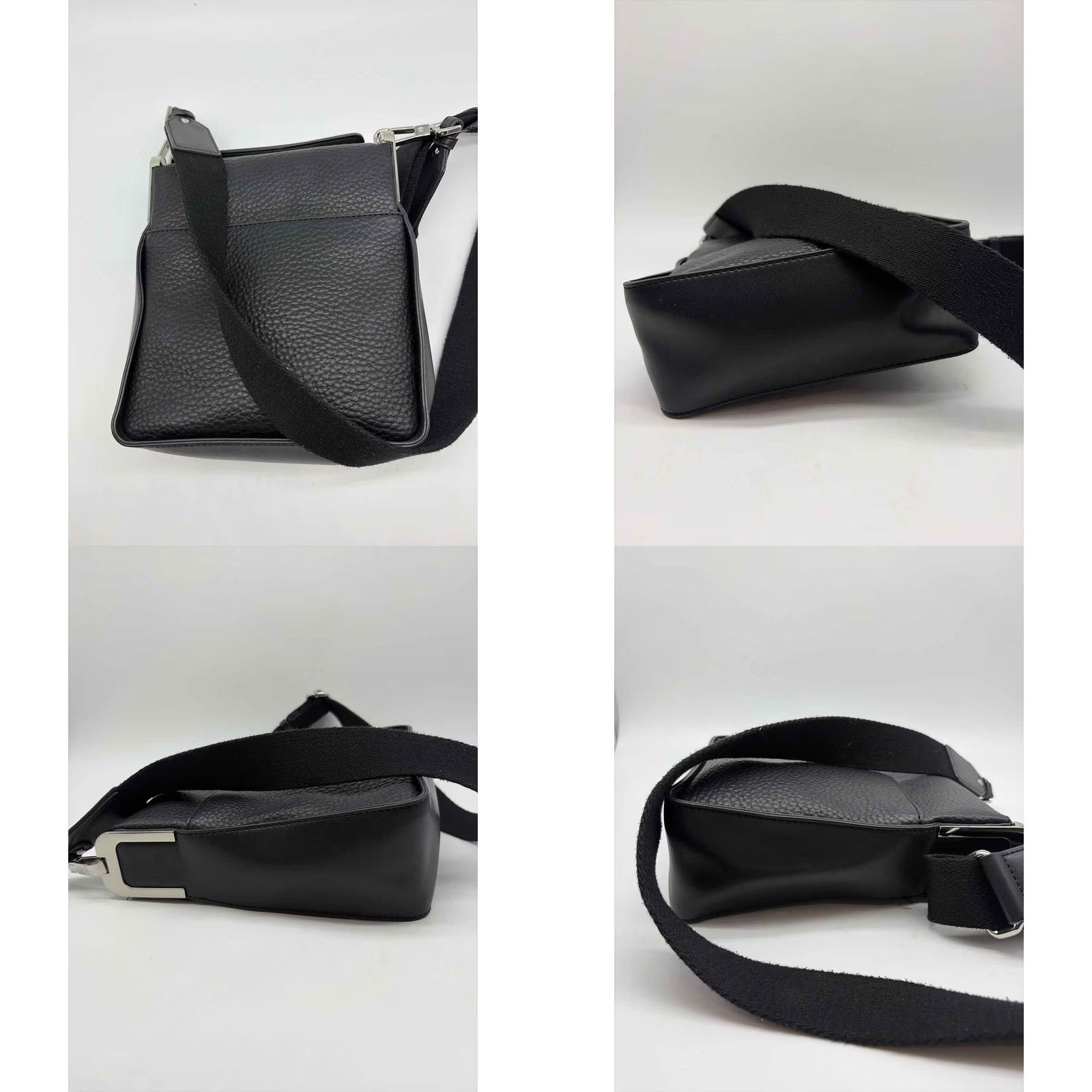 Calvin Klein Pre-Owned Calvin Klein Black Pebbled Crossbody Size ONE SIZE - 8 Thumbnail