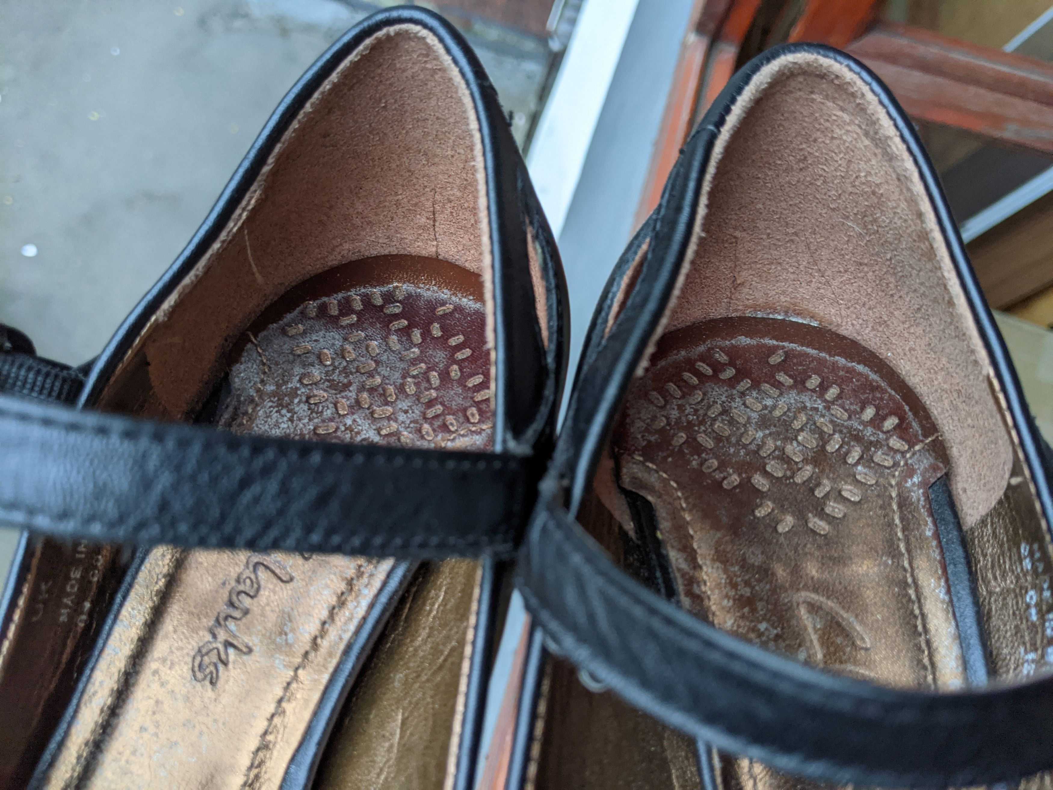 Clarks Clarks Mary Jane Heels Buckle Shoes Vintage Prada Gucci Size US 8.5 / IT 38.5 - 17 Thumbnail
