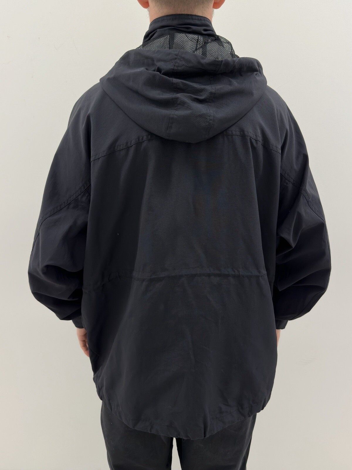 Vintage Vintage Mercedes Benz Nylon Jacket Embroidered Logo Size US XL / EU 56 / 4 - 7 Thumbnail