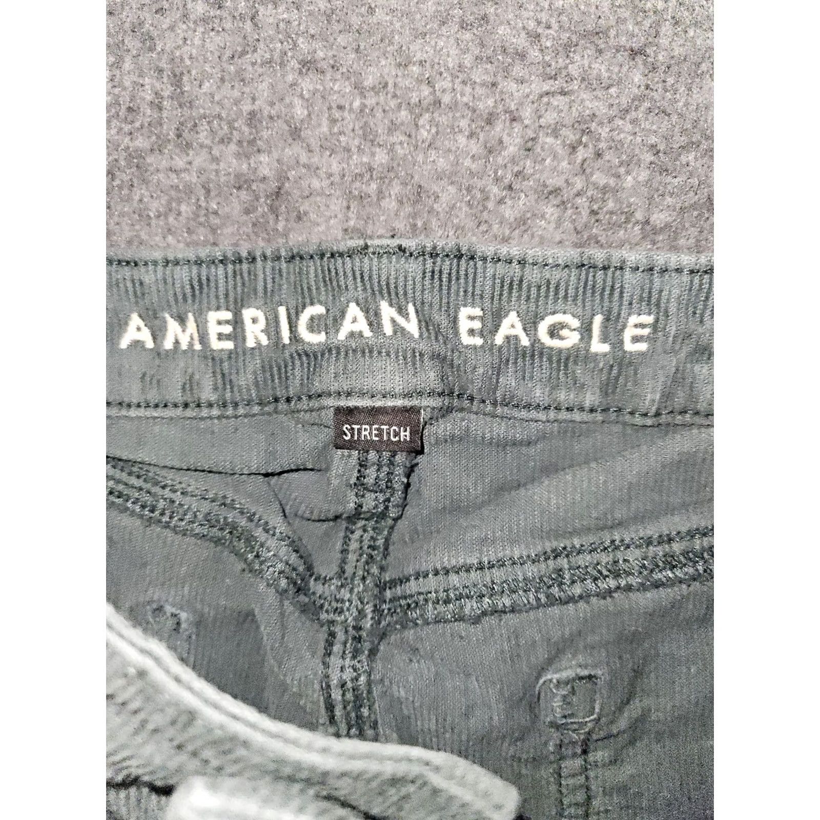 American Eagle Outfitters VINTAGE American Eagle Corduroy Mom Straight Jeans Womens 16 Green High Rise 27in Inseam 90s Preppy Bohemian Logo Pocket Zipper Button Lounge Size 38" / US 16 / IT 52 - 2 Thumbnail