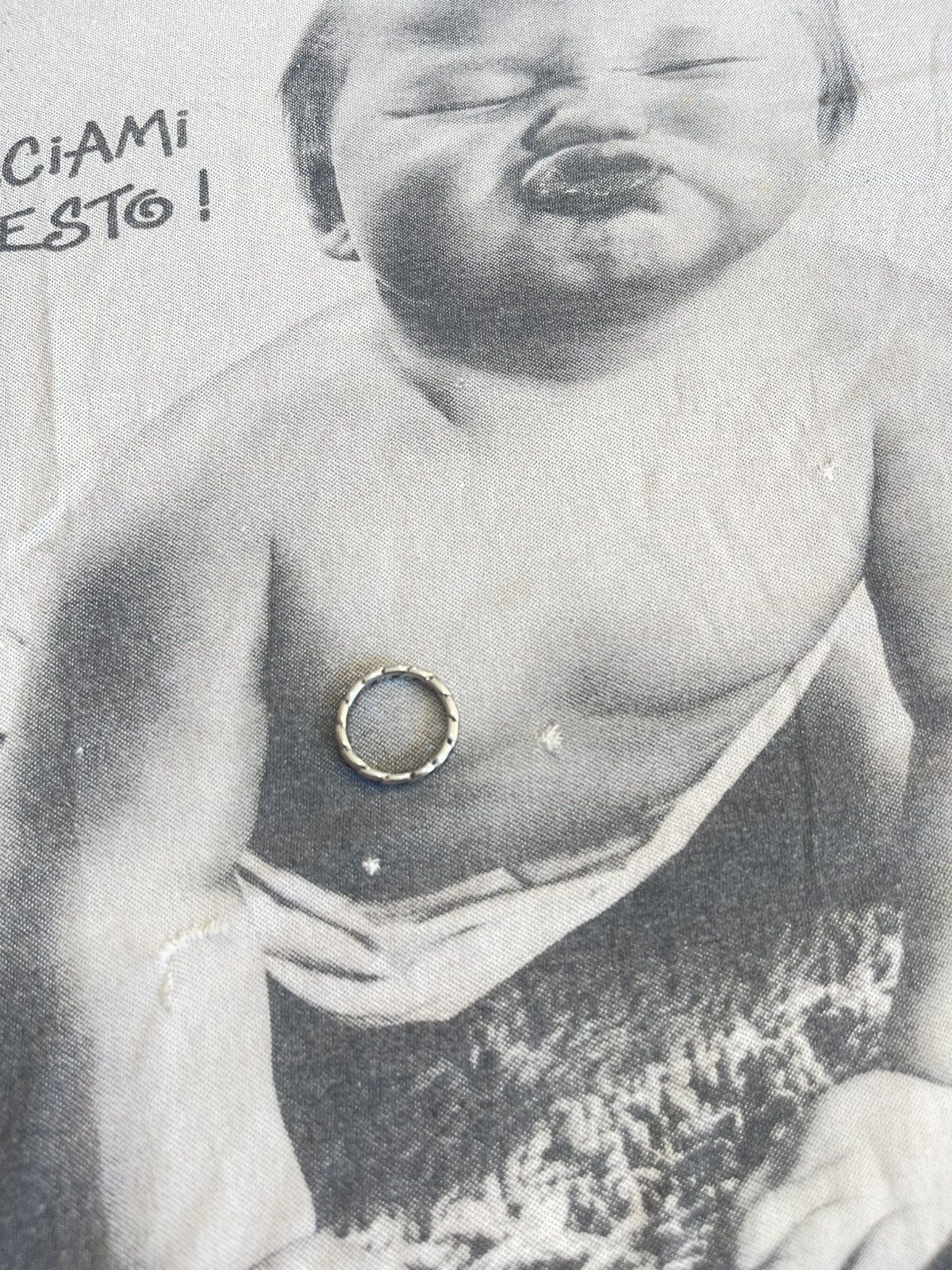 Vintage Vintage Photo Child Baciami Presto! T shirt Size US L / EU 52-54 / 3 - 5 Thumbnail