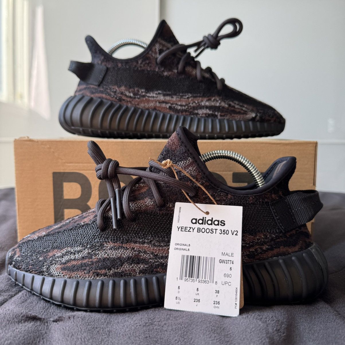 Adidas × Yeezy Yeezy Boost 350 V2 “Mx Rock” Size US 5.5 / EU 38 - 1 Thumbnail