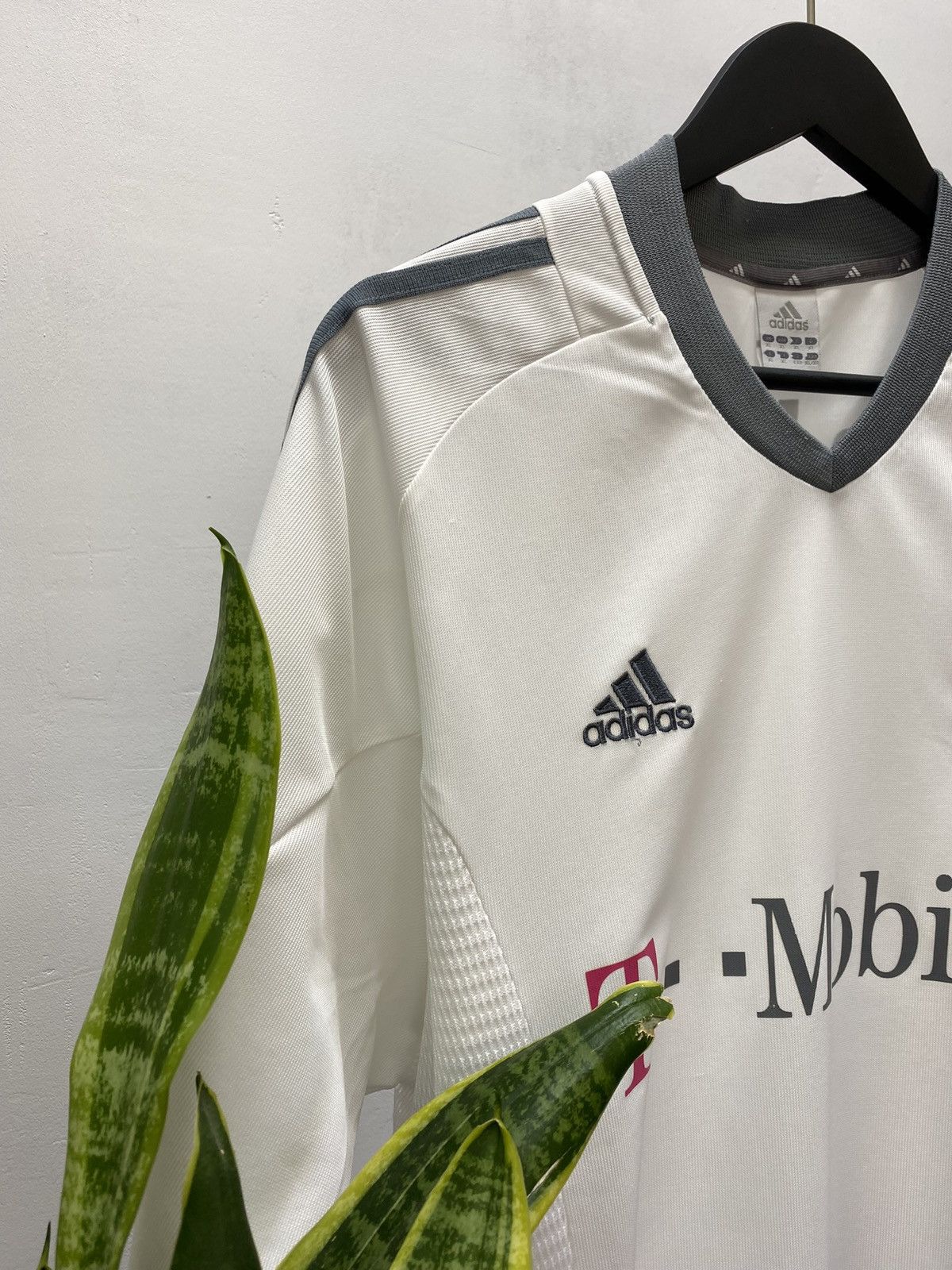 Adidas × Vintage Adidas Bayern Munich 2002 2004 Away Soccer Football Jersey Size US XL / EU 56 / 4 - 7 Thumbnail