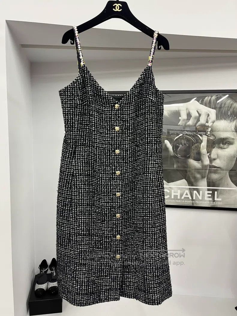 Chanel Chanel 21P black tweed strap dress Size XS / US 0-2 / IT 36-38 - 1 Thumbnail