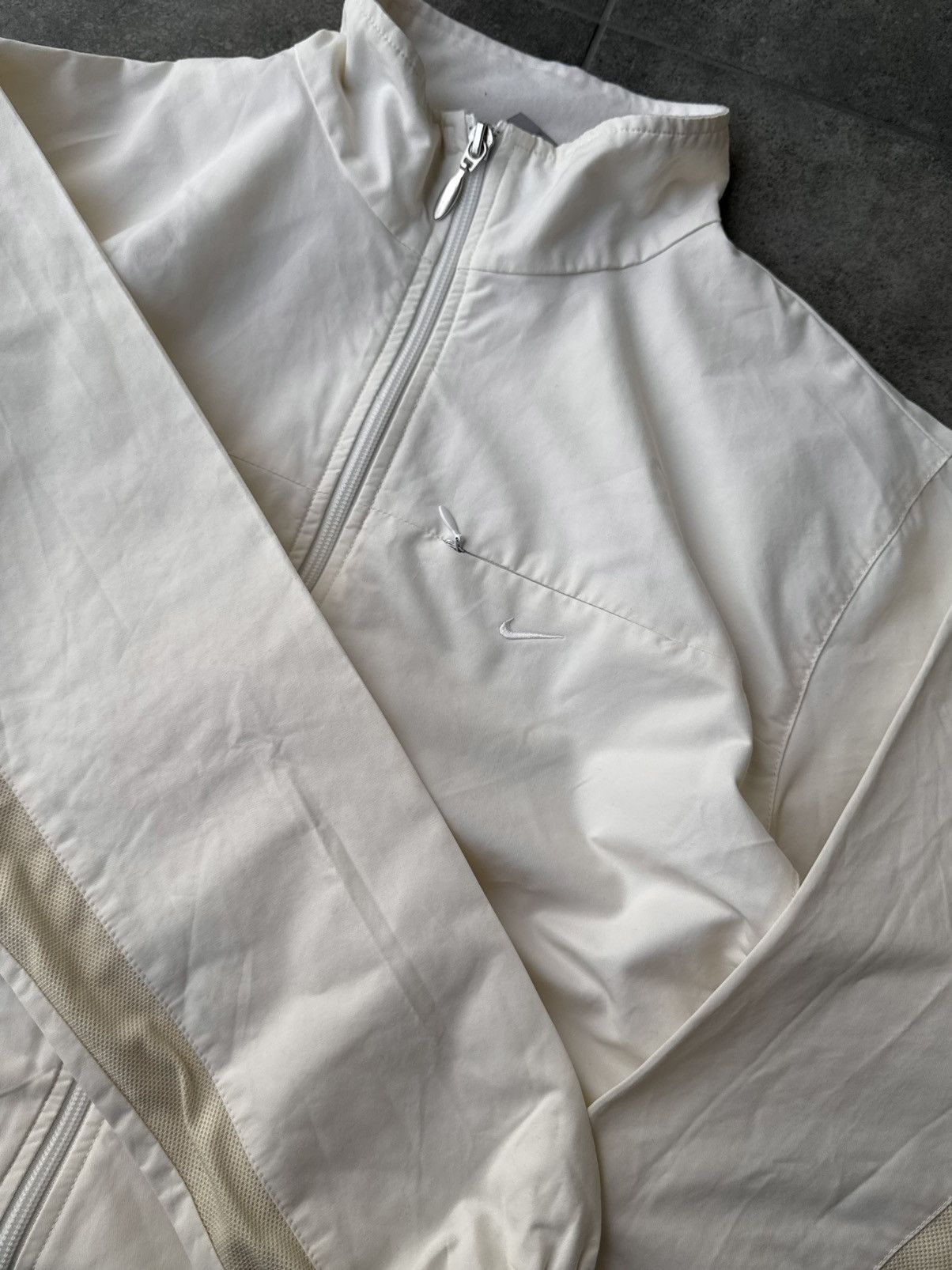 Nike Vintage Y2K Nike Track Jacket 2000s Windbreaker Size US S / EU 44-46 / 1 - 2 Thumbnail
