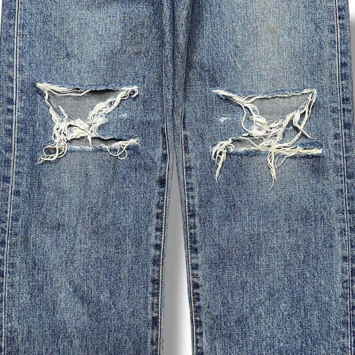 Japanese Brand Vintage Ungrid Classic Straight Fit Distressed Knees & Faded Size US 28 / EU 44 - 3 Thumbnail
