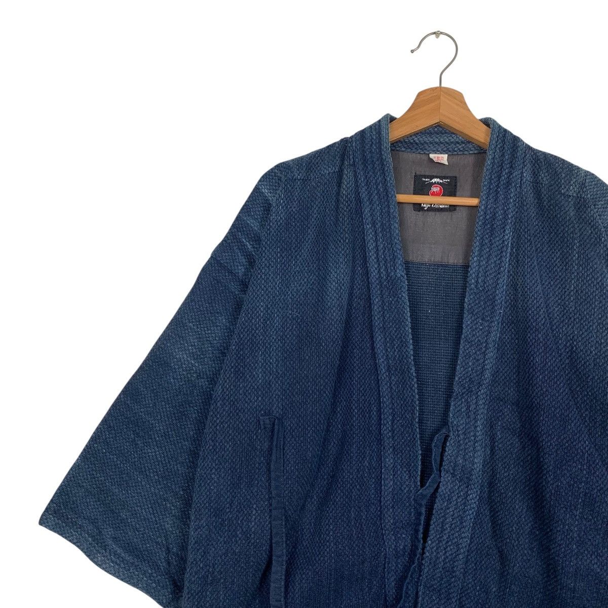 Vintage FUJI DARUMA Indigo Sashiko Thick Weave Kimono #3567-C163 Size US L / EU 52-54 / 3 - 6 Thumbnail