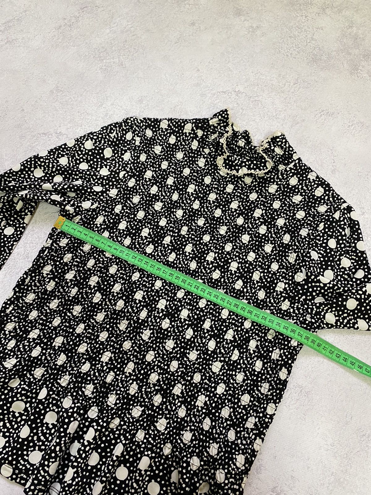 Sandro Sandro Spotted Shirred Smocked Mock Neck Top Size 2 Size M / US 6-8 / IT 42-44 - 13 Thumbnail
