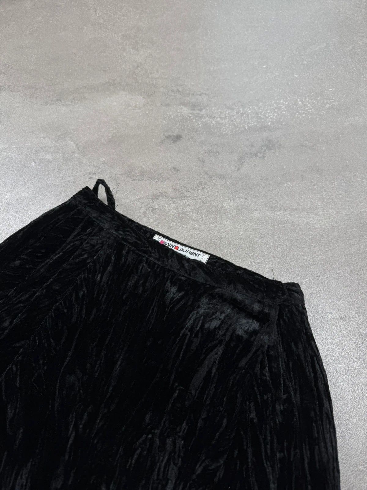 Saint Laurent Paris Saint Laurent skirt by Tom Ford vintage luxury archive 1999s Size 32" / US 10 / IT 46 - 8 Thumbnail