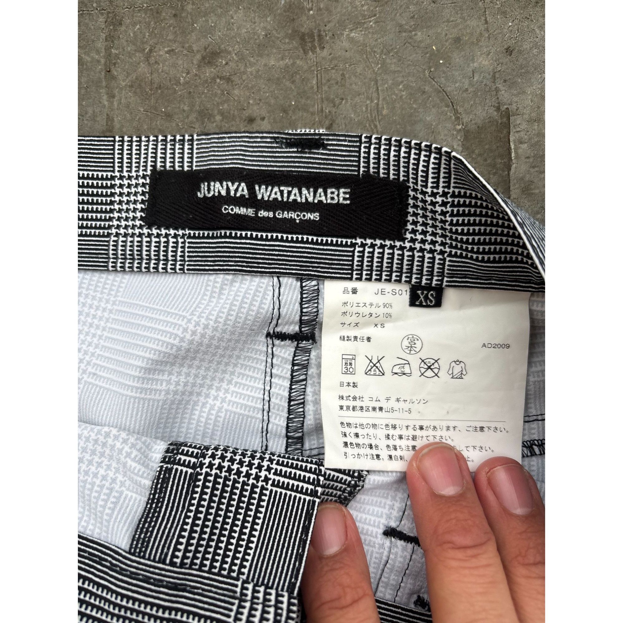 Junya Watanabe Junya Watanabe Comme Des Garçons Plaid Mini Skirt XS Rare Size 28" / US 6 / IT 42 - 3 Thumbnail