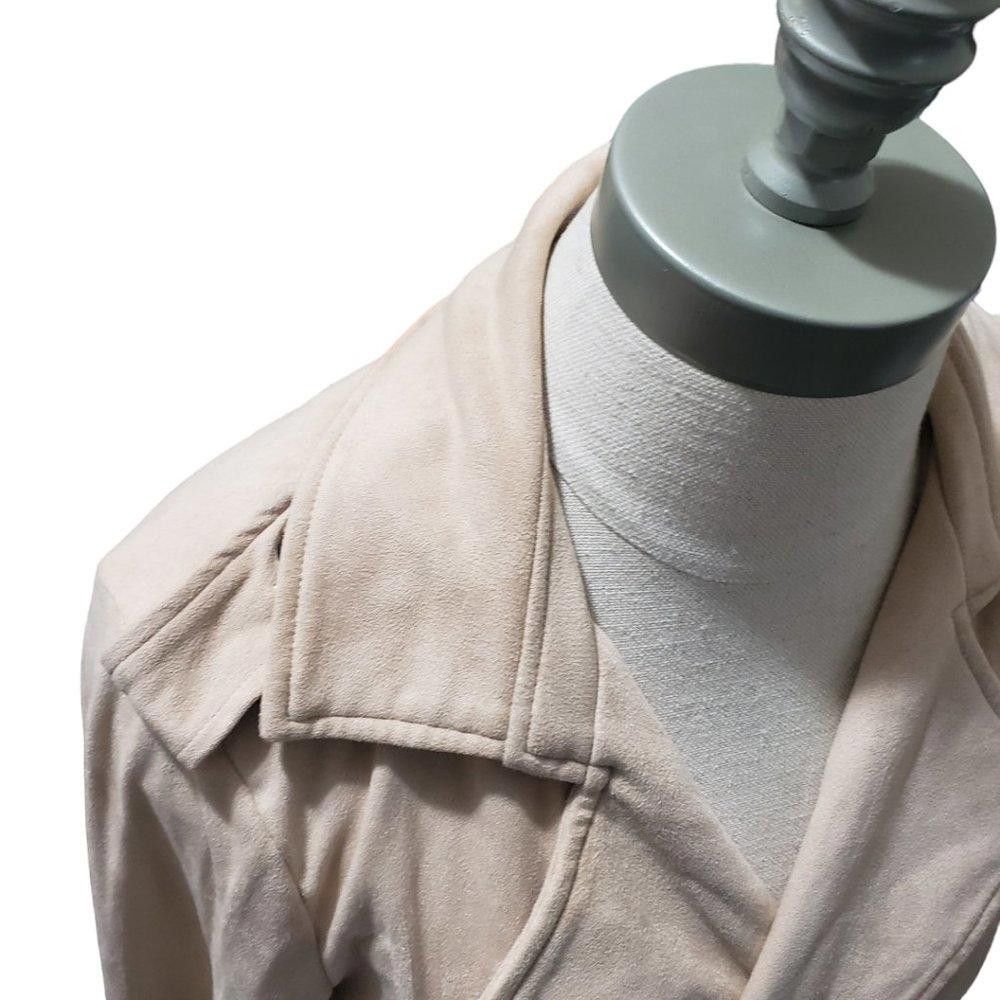 Kendall And Kylie CT818a Kendall + Kylie NWT Beige Faux Suede Trench JAcket M Size M / US 6-8 / IT 42-44 - 3 Thumbnail