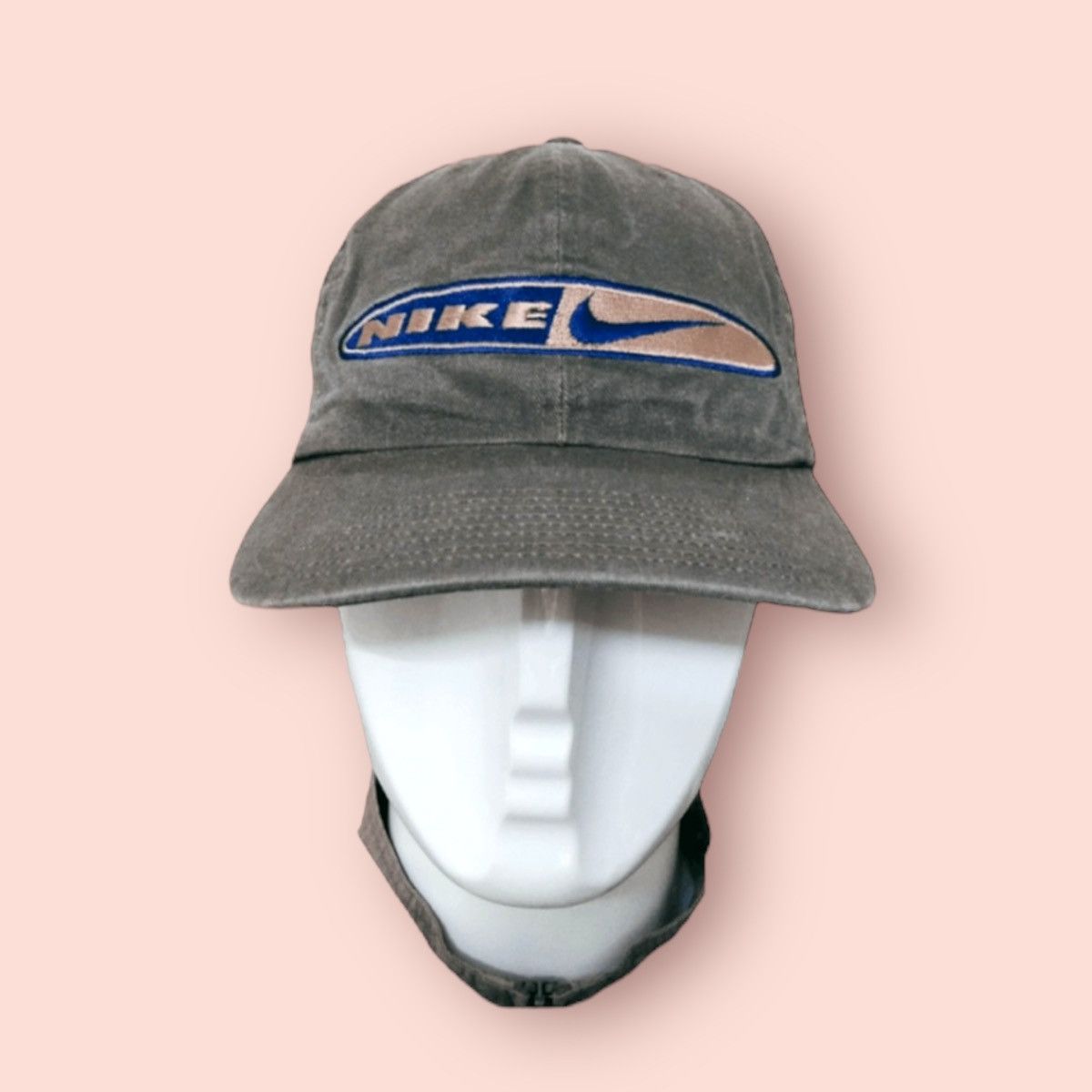 VINTAGE NIKE EMBROIDERED SWOOSH STRAPBACK