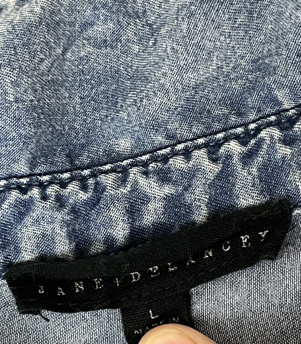 Anthropologie jane & delancey top Did Wash Chambray Button Up Grunge L Size L / US 10 / IT 46 - 8 Thumbnail