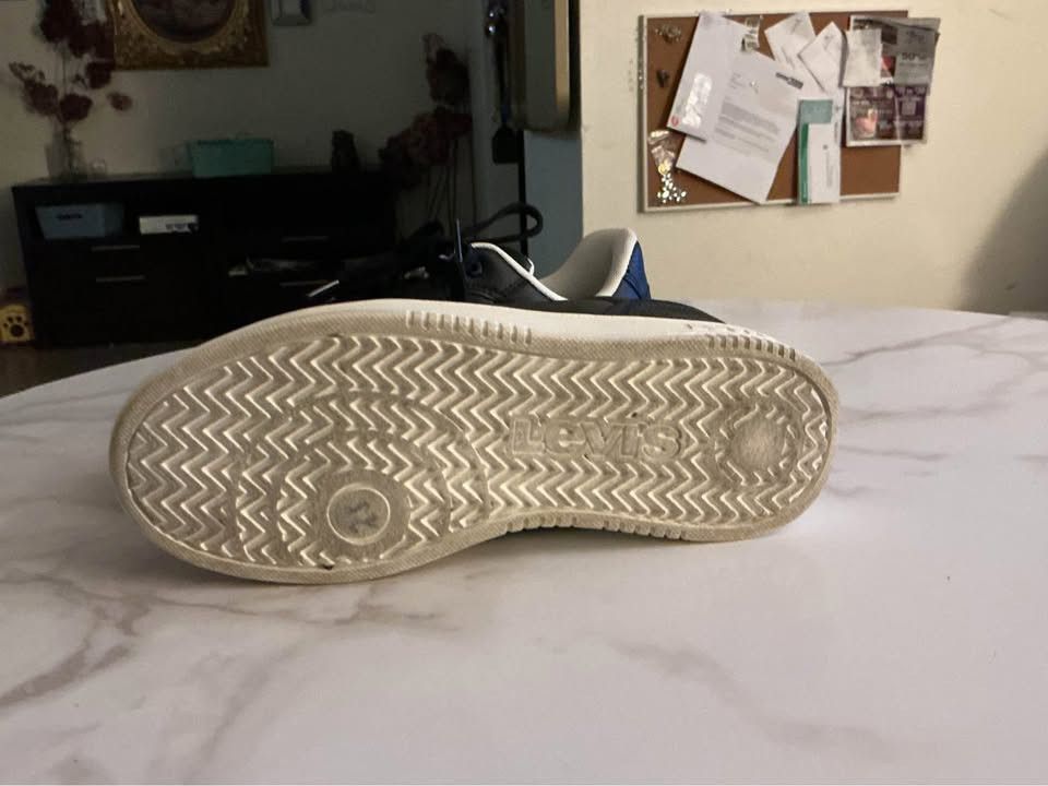 Levi's Levi's Womens Drive Lo Synthetic Leather Shoe Size US 7 / EU 40 - 5 Thumbnail
