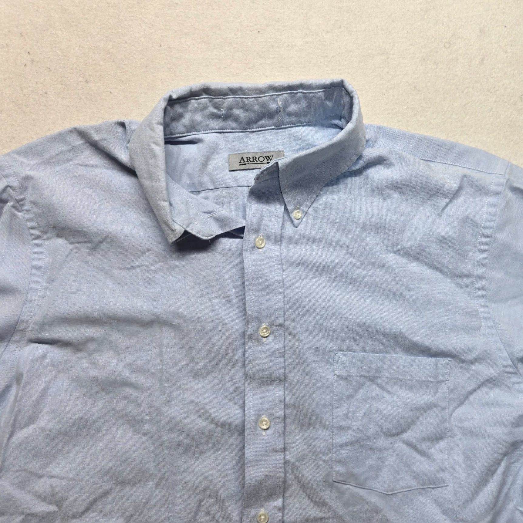 Arrow Arrow Shirt Blue Adult Mens Size 17 Short Sleeve Button-Down Pocket Solid Dress Shirt 90s Business Casual Size US XL / EU 56 / 4 - 2 Thumbnail