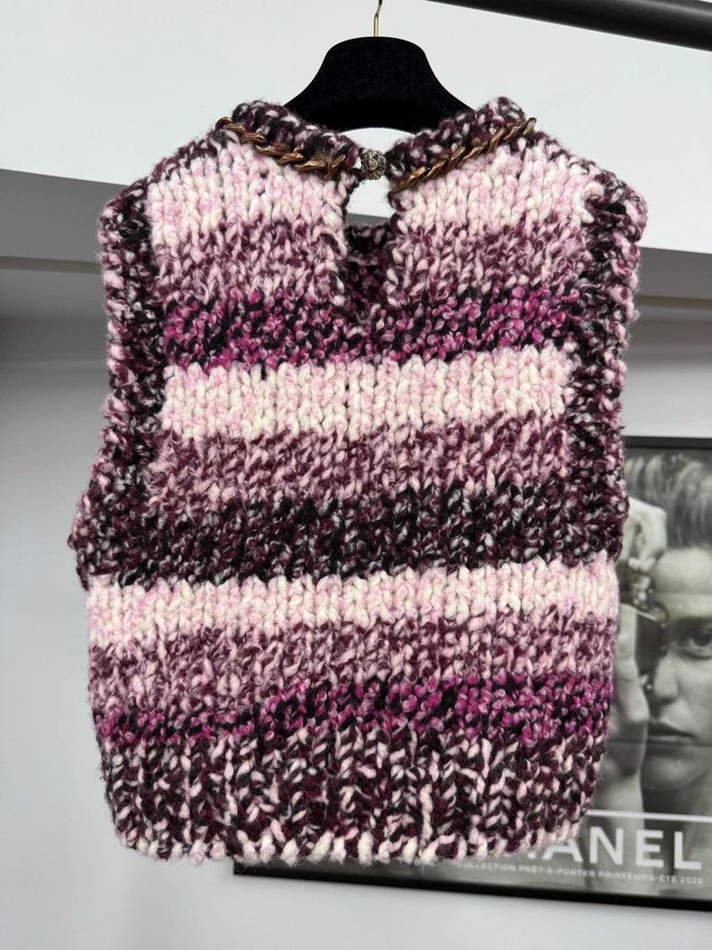 Chanel Chanel Chain rolled edge thick knitted vest Size XXS / US 00 / IT 34 - 3 Thumbnail
