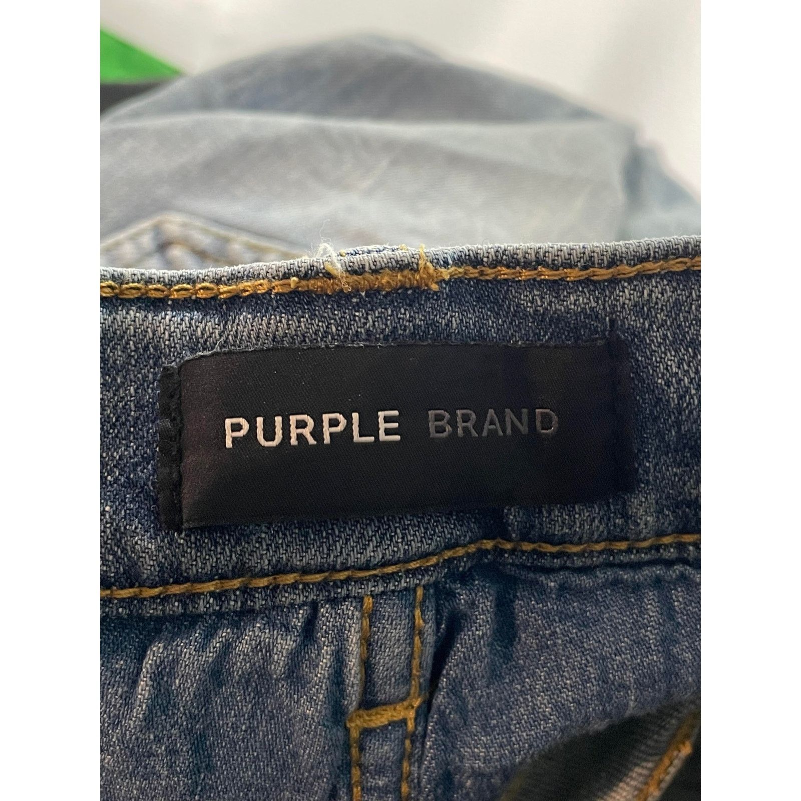 Purple Brand Purple Brand Light Wash Knee Rip Jeans Size US 31 - 11 Thumbnail