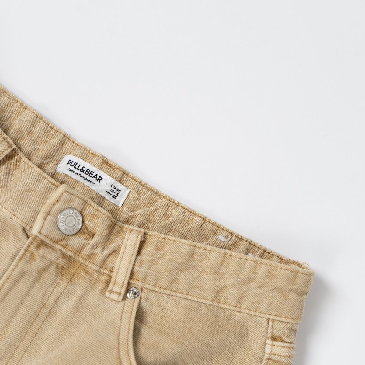 Pull & Bear Pull&Bear Womens Beige Denim Shorts Raw Hem Casual Zip Fly Size 27" / US 4 / IT 40 - 5 Thumbnail