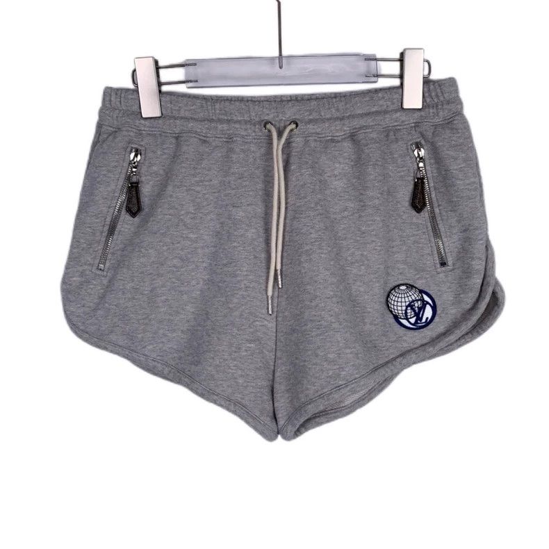 Louis Vuitton Louis Vuitton Logo Embroidered Gray Shorts Size US 38 / EU 54 - 1 Thumbnail
